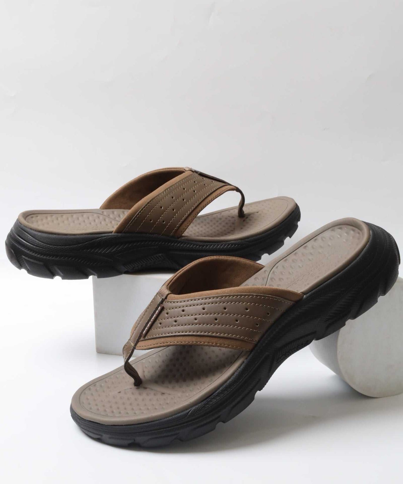 سكيتشرز رجالي ريفولتد 205166