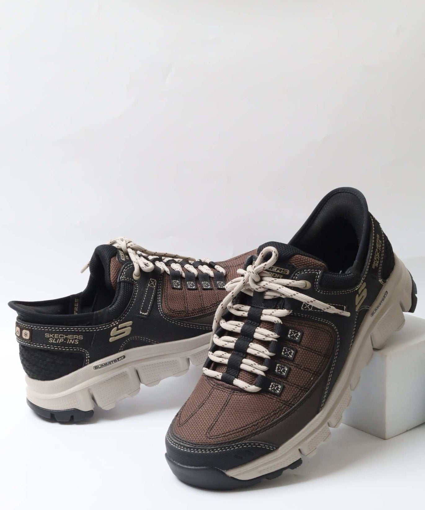 سكيتشرز رجالي سوميتس سليب إن 237622