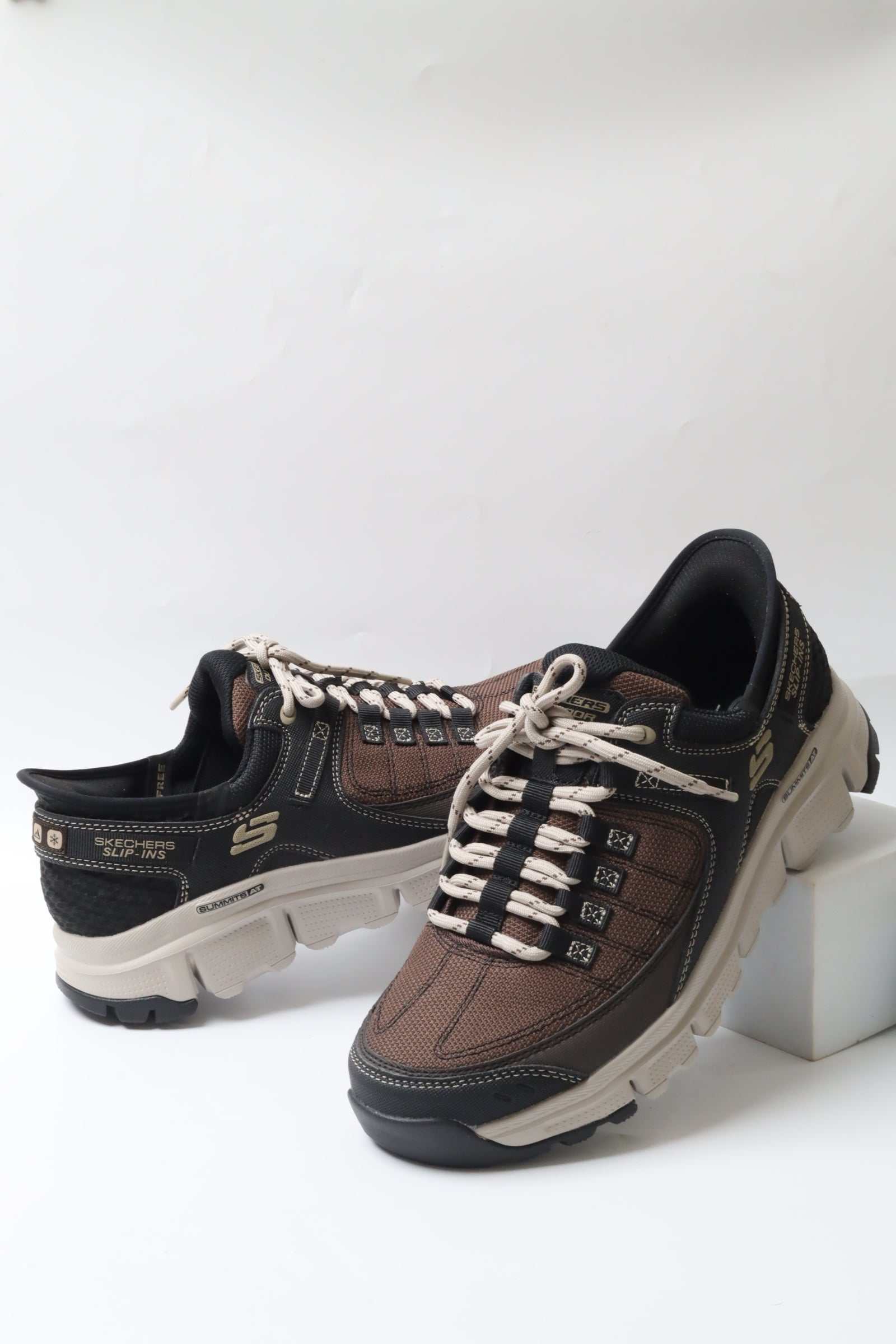 سكيتشرز رجالي سوميتس سليب إن 237622