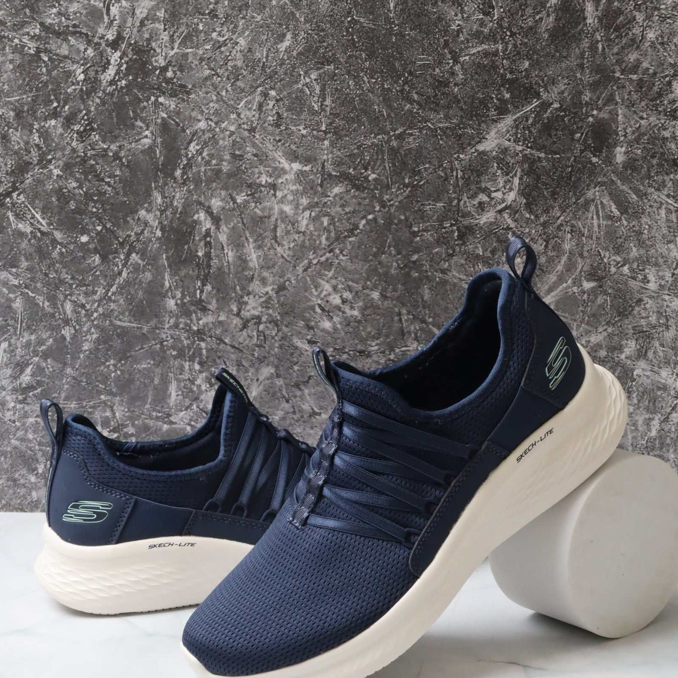 سكيتشرز نسائي لايت برو 149988