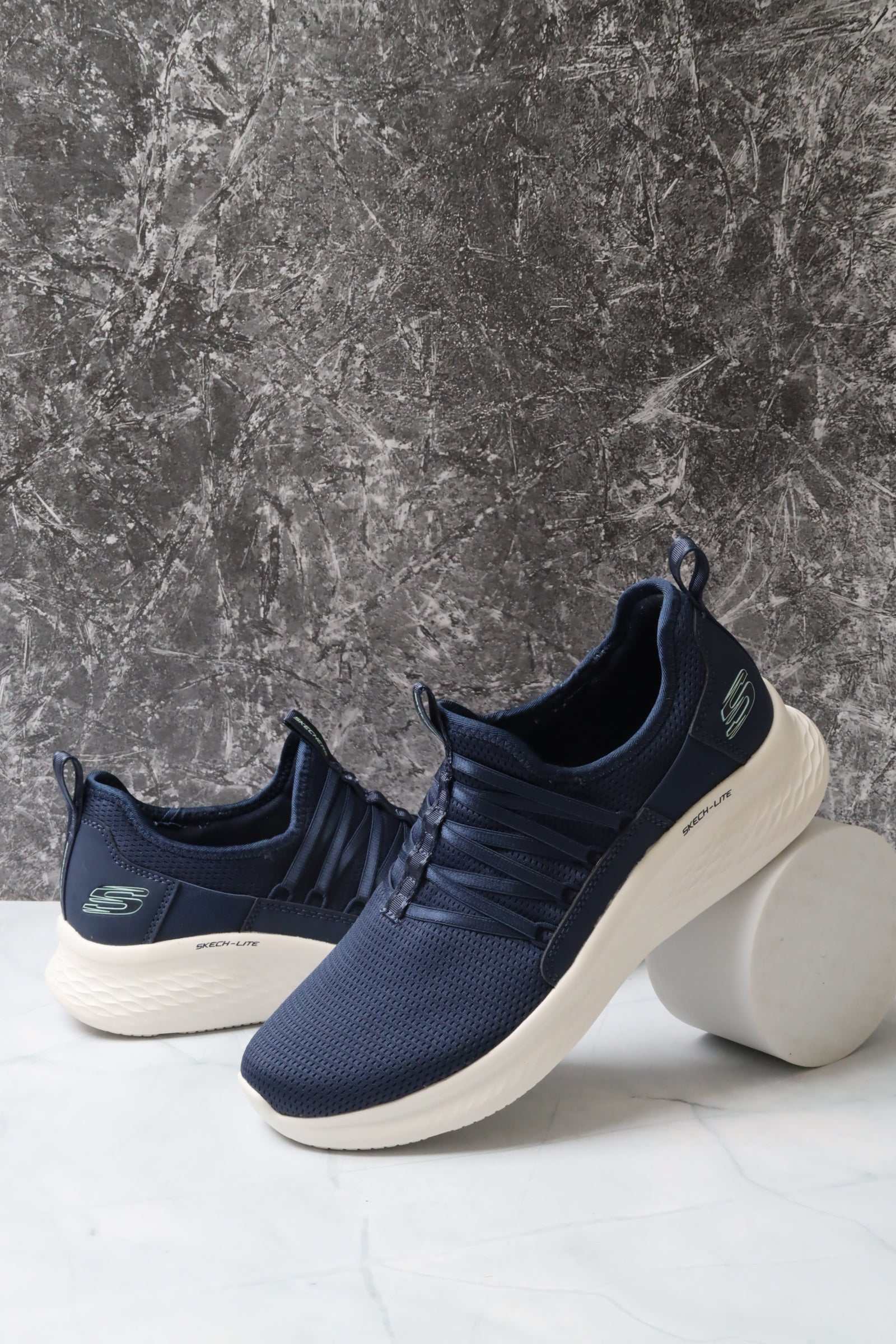 سكيتشرز نسائي لايت برو 149988