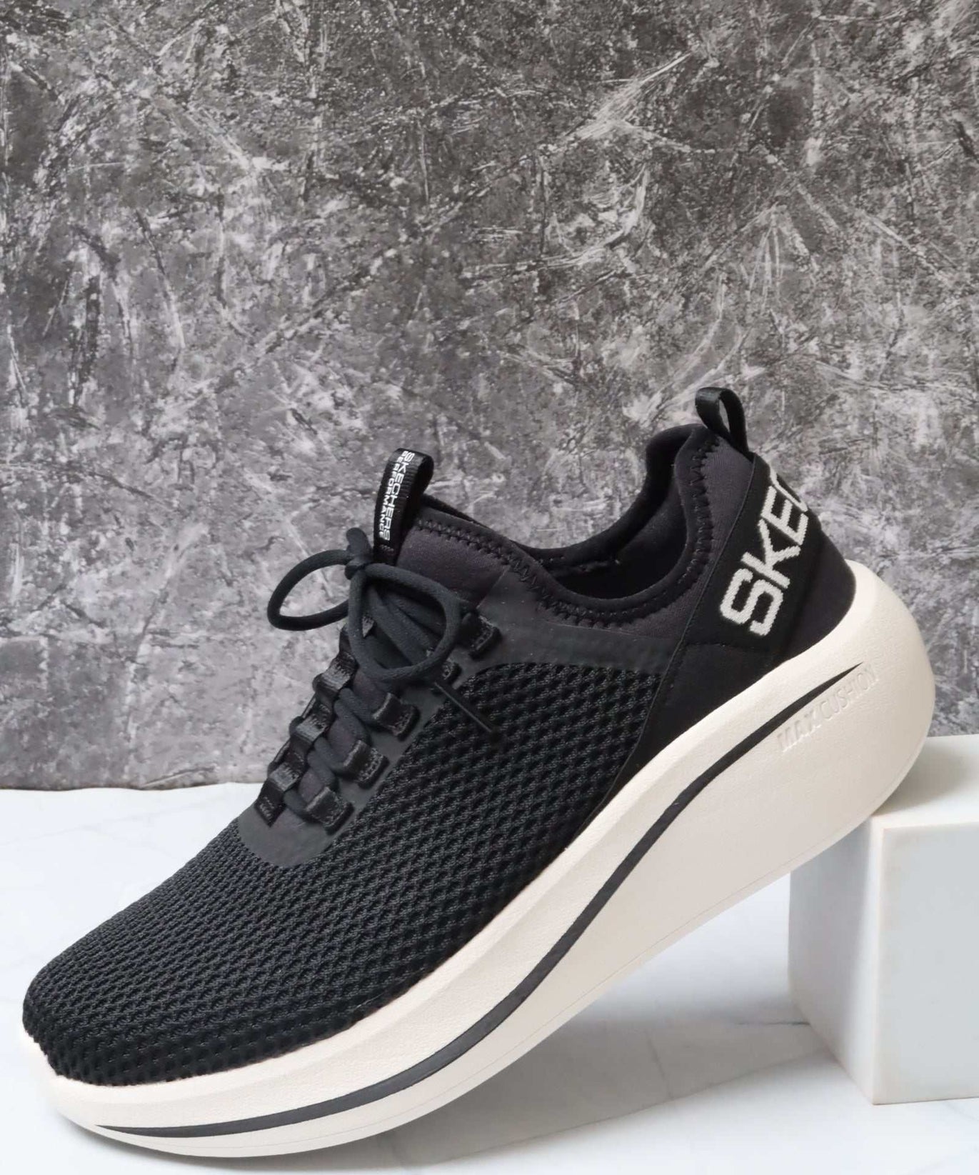 سكيتشرز نسائي ماكس كوشنينج 129254