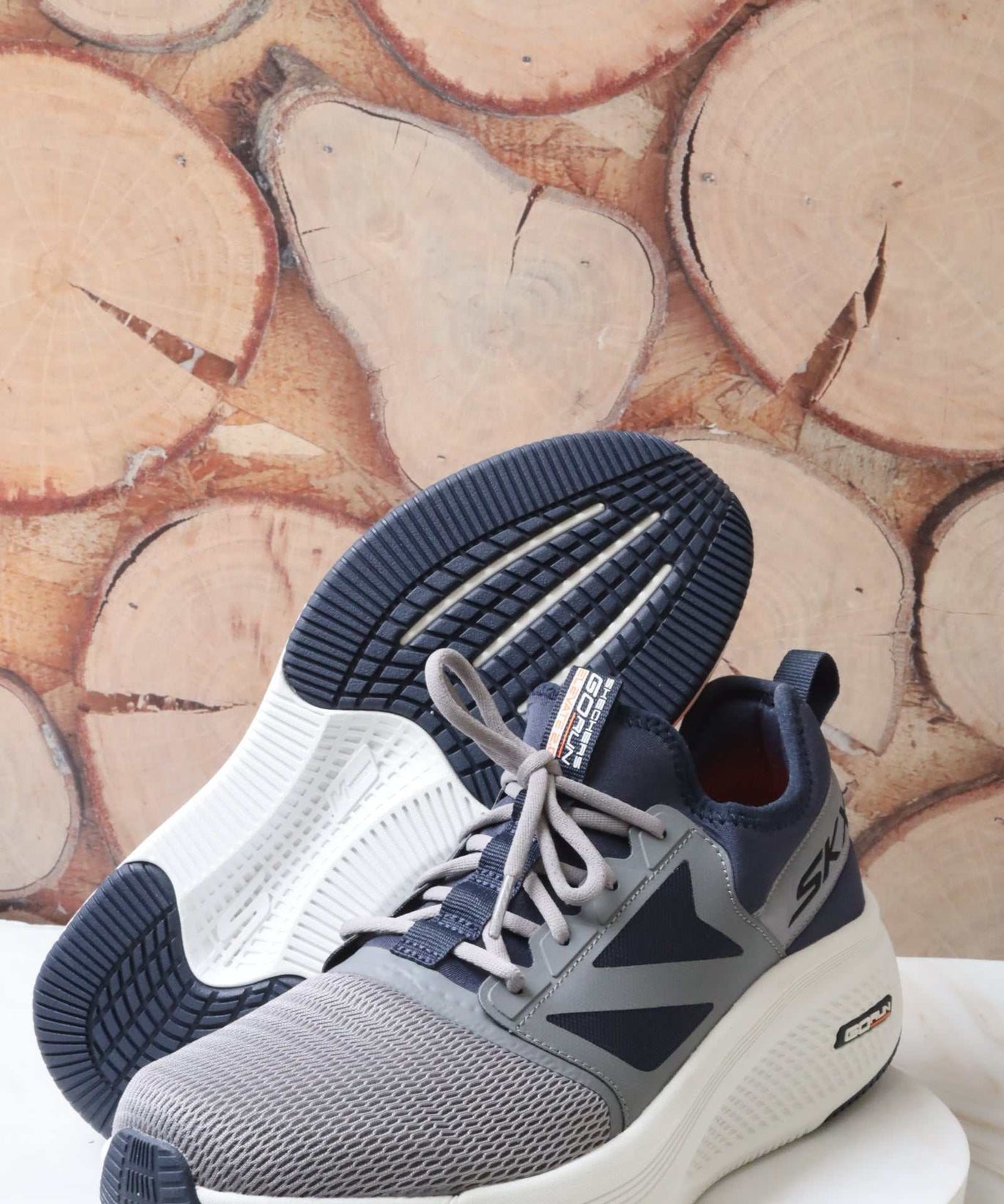 سكيتشرز رجالي جو رن إليفيت 220850