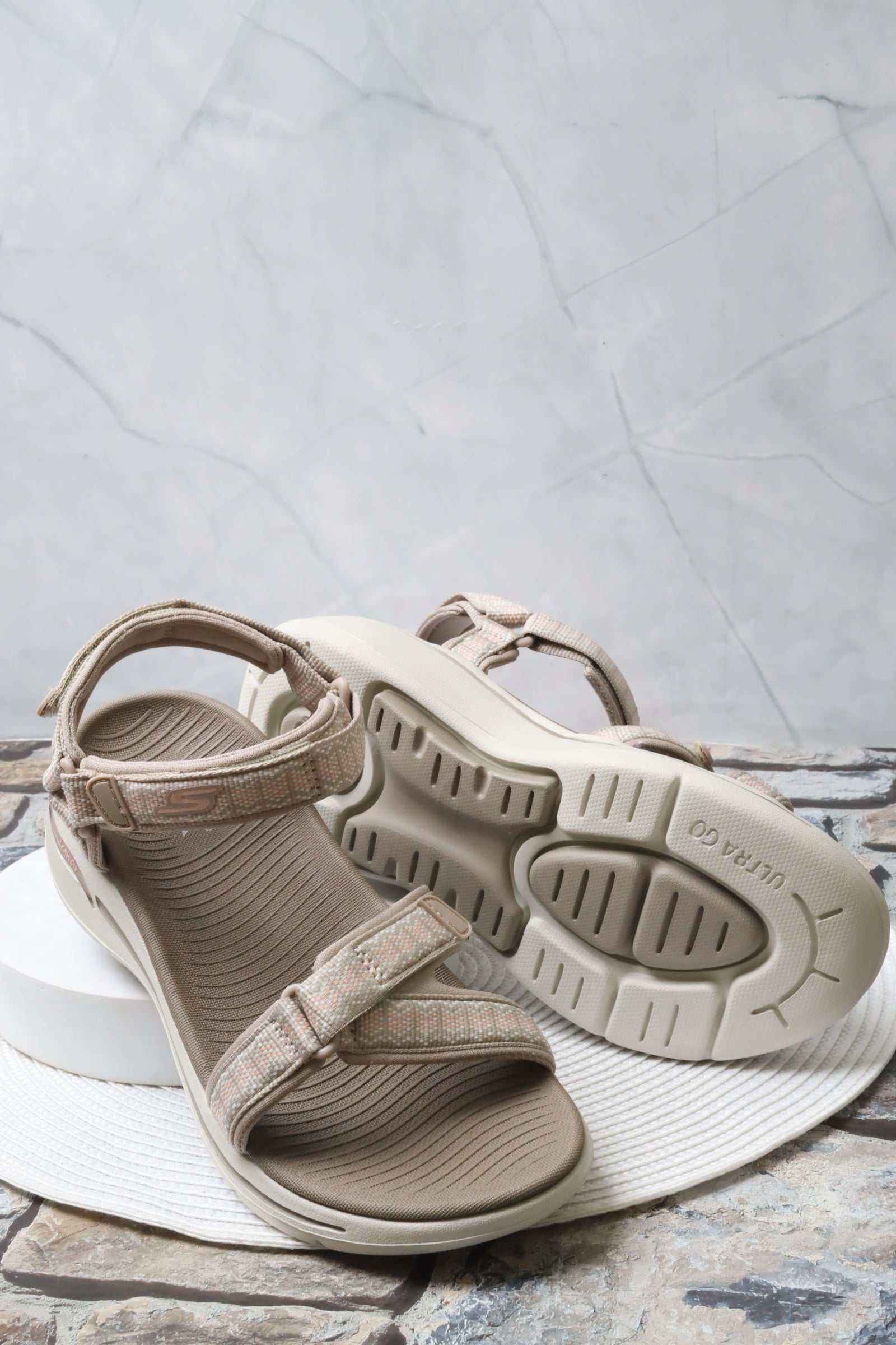 سكيتشرز نسائي جو ووك آرتش فيت 140256