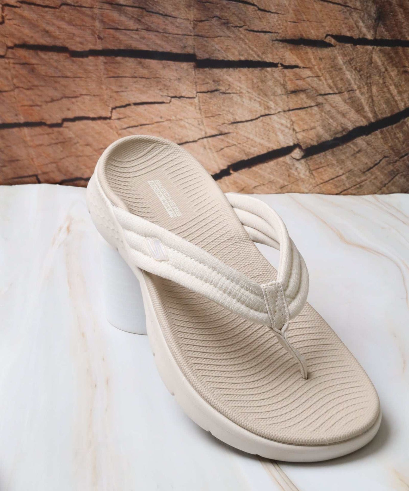 سكيتشرز نسائي جو ووك فليكس 141414