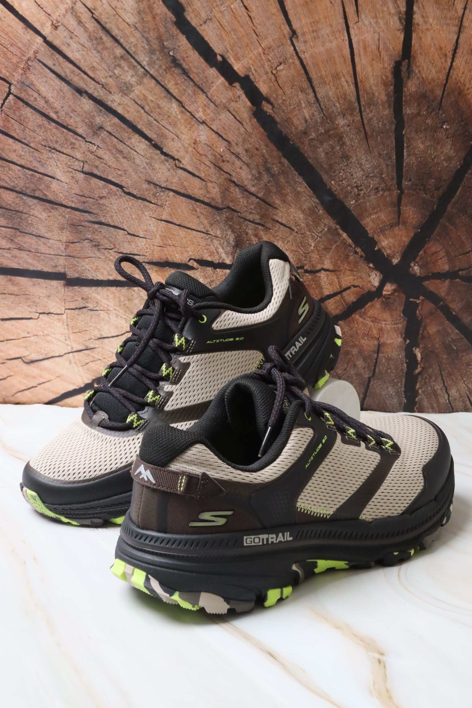 سكيتشرز رجالي جو رن 220760