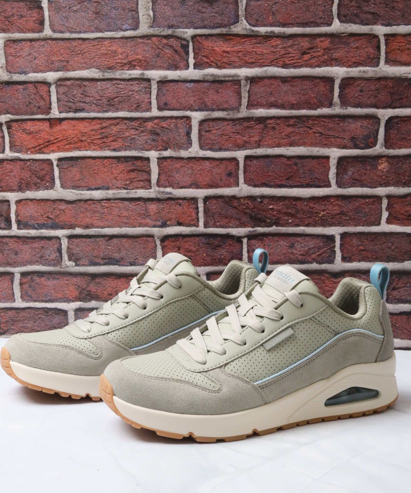 سكيتشرز رجالي أونو 183011