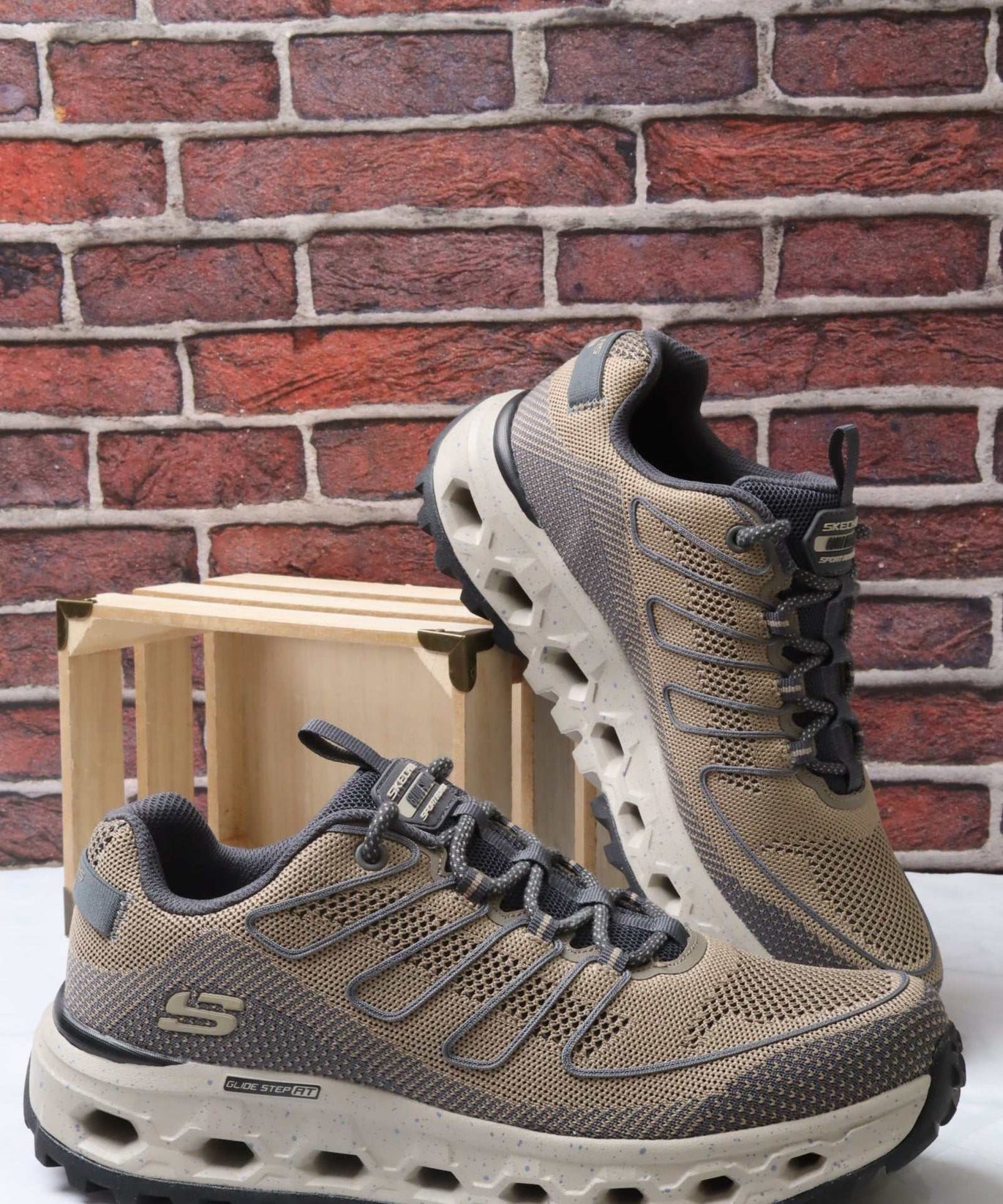 SKECHERS GOLD STEP MEN 237539 