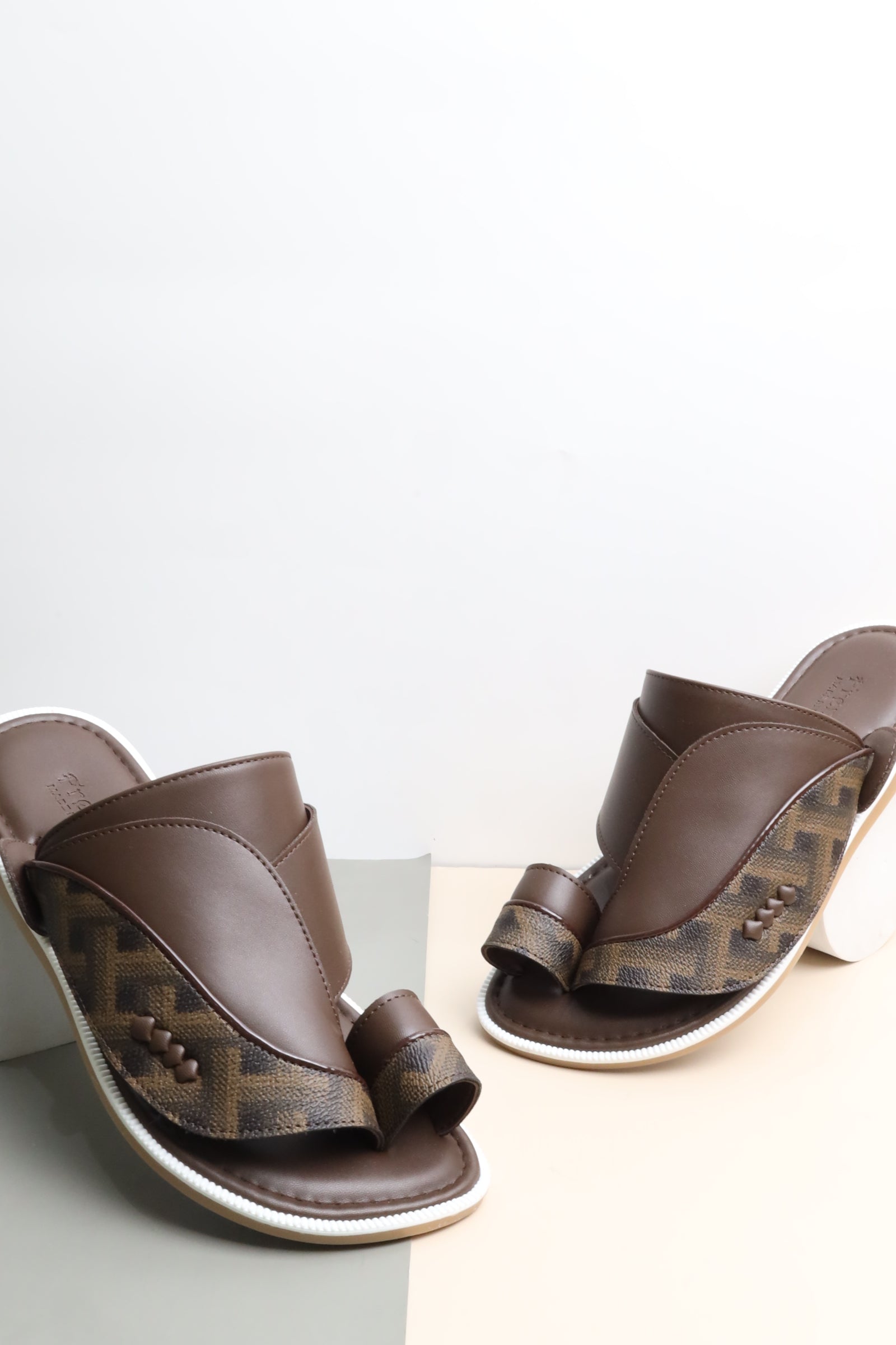 شرقي ايطالي 11471