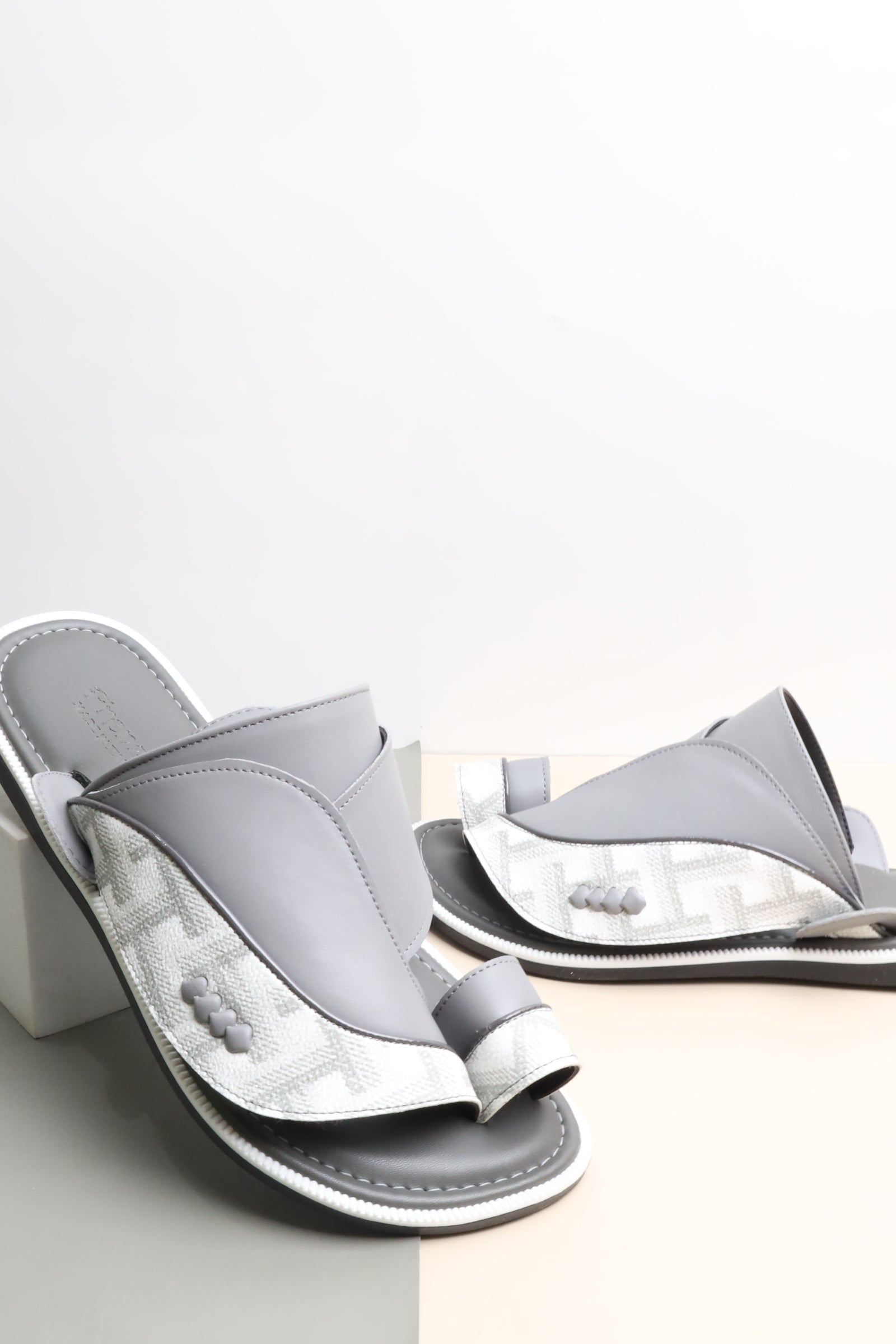 شرقي ايطالي 11471