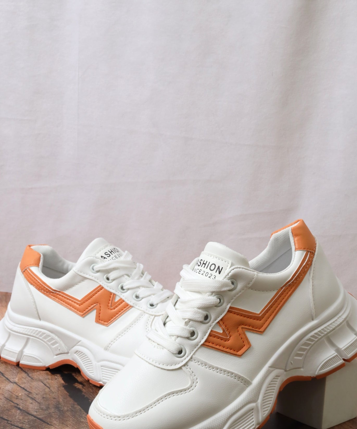Women's Sports Shoes 7710