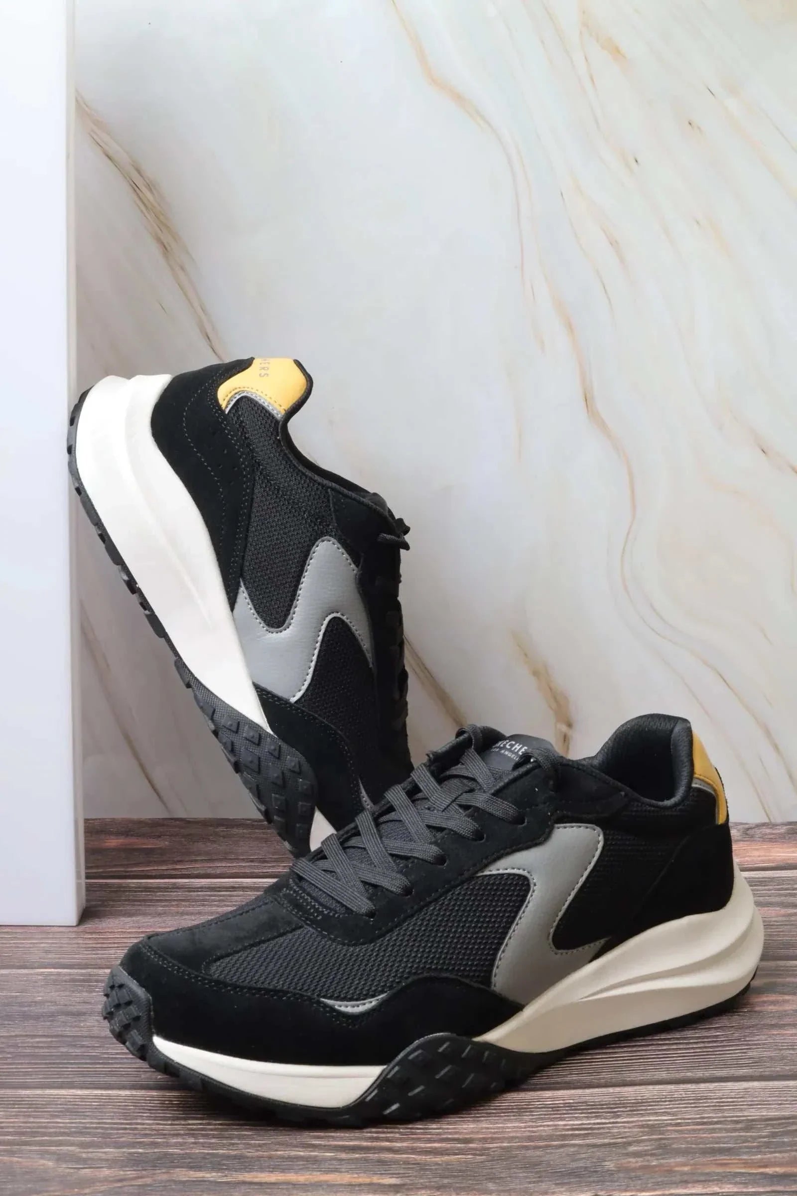 سكيتشرز رجالي فرينزي 183260