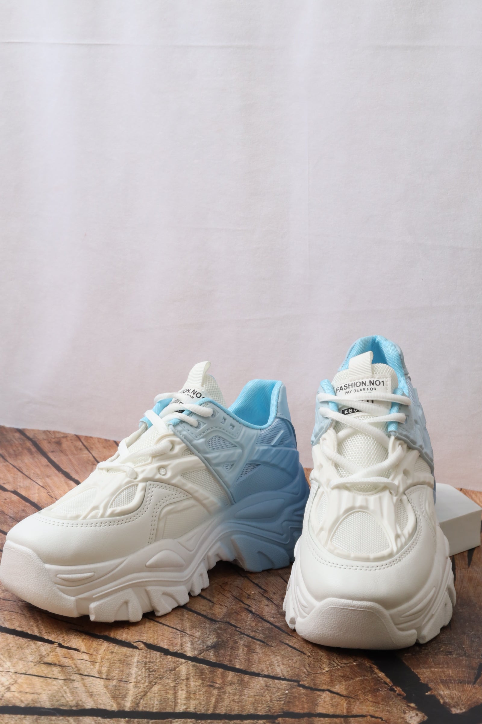 حذاء نسائي  5572