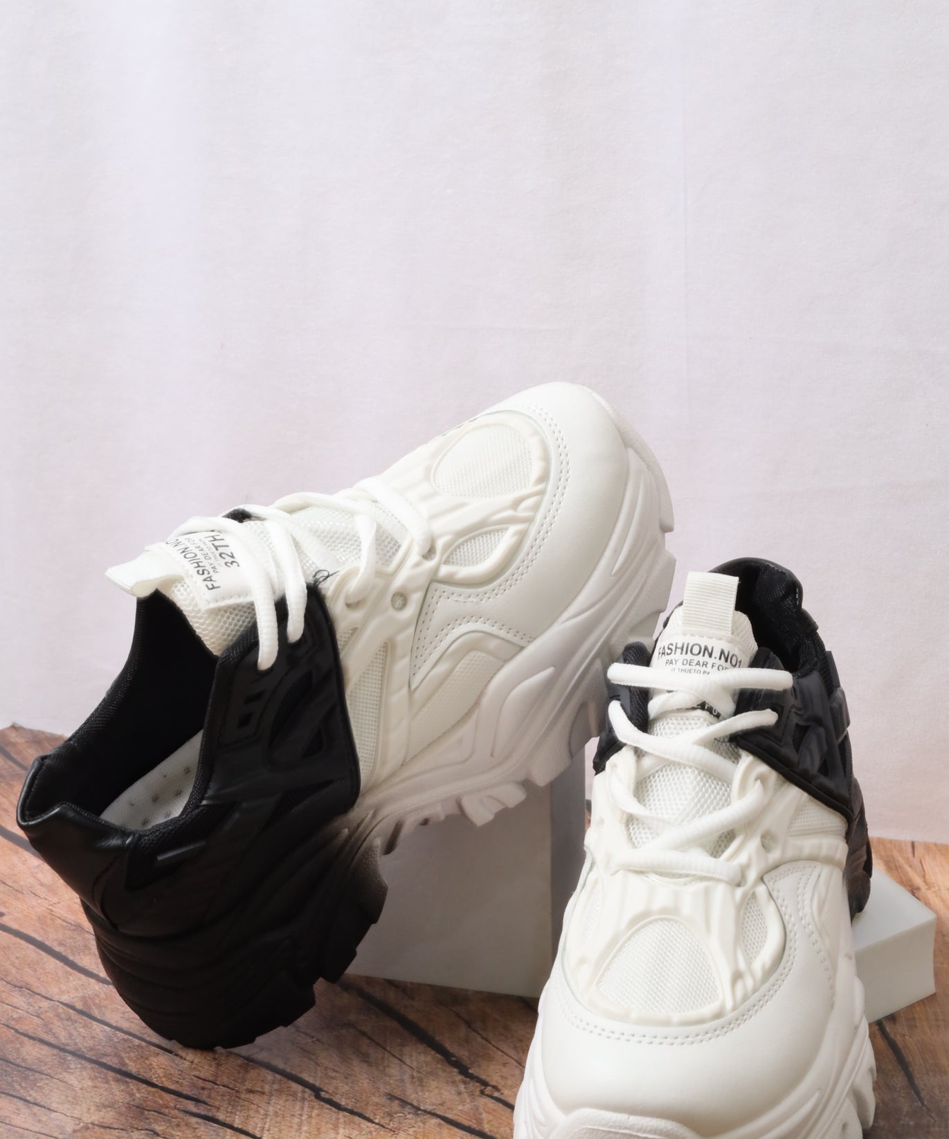 حذاء نسائي  5572