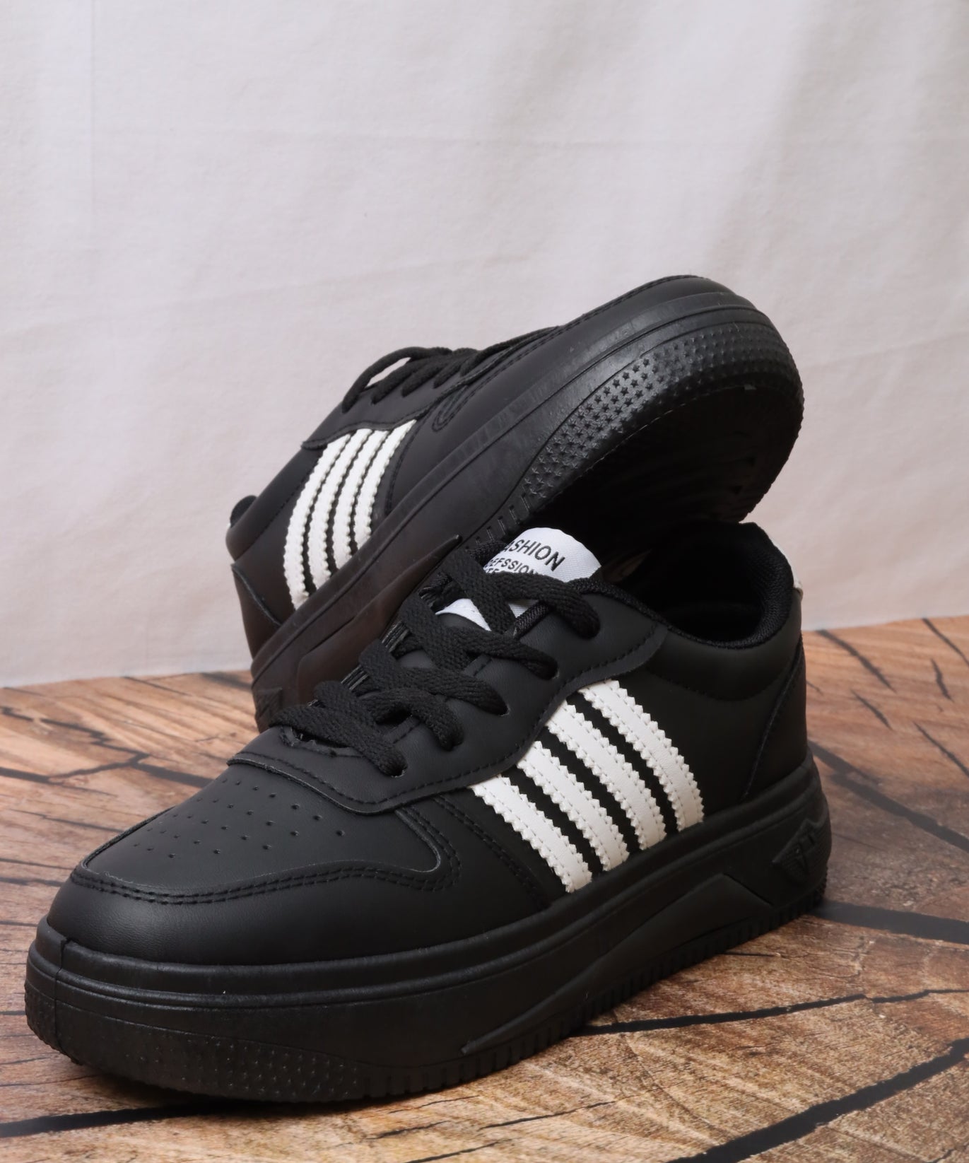 FS05-L10 حذاء رياضي نسائي