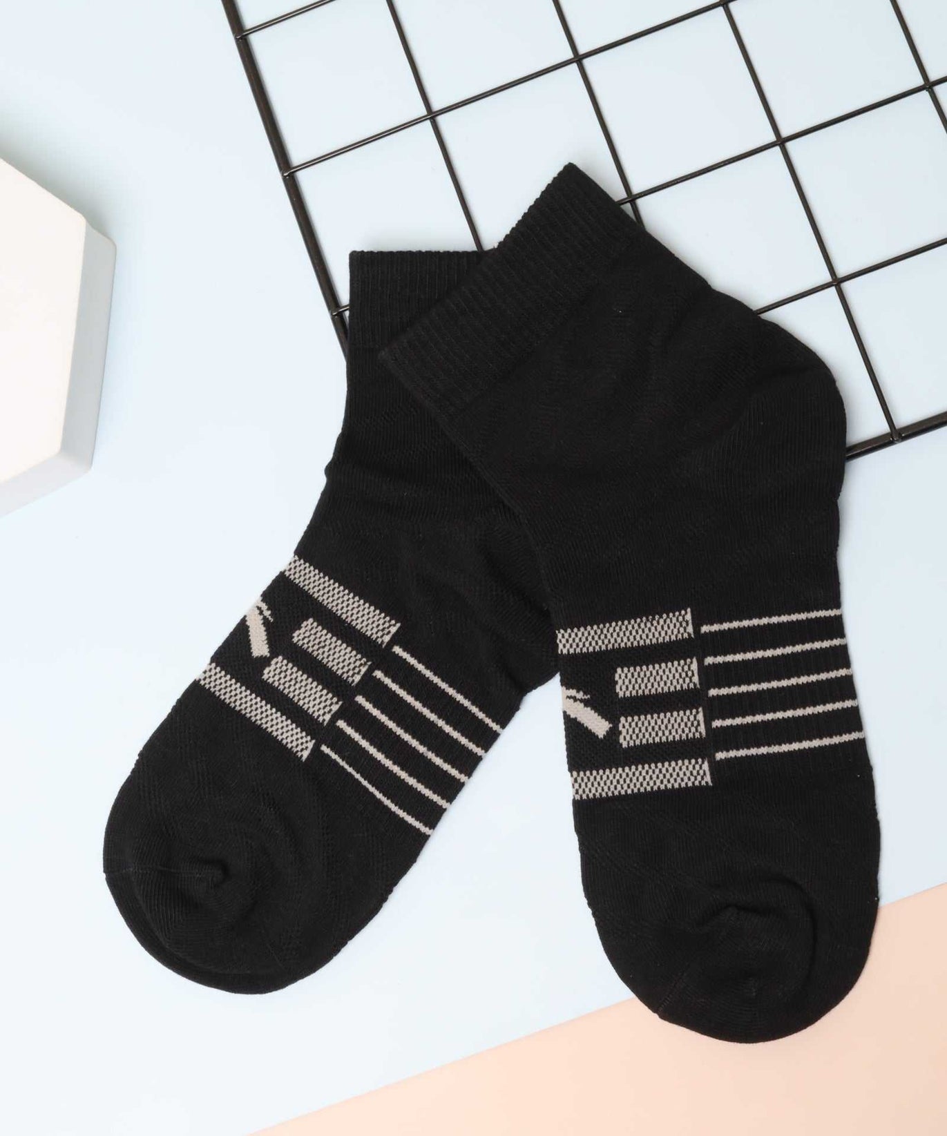 جورب اسود 89837311-3