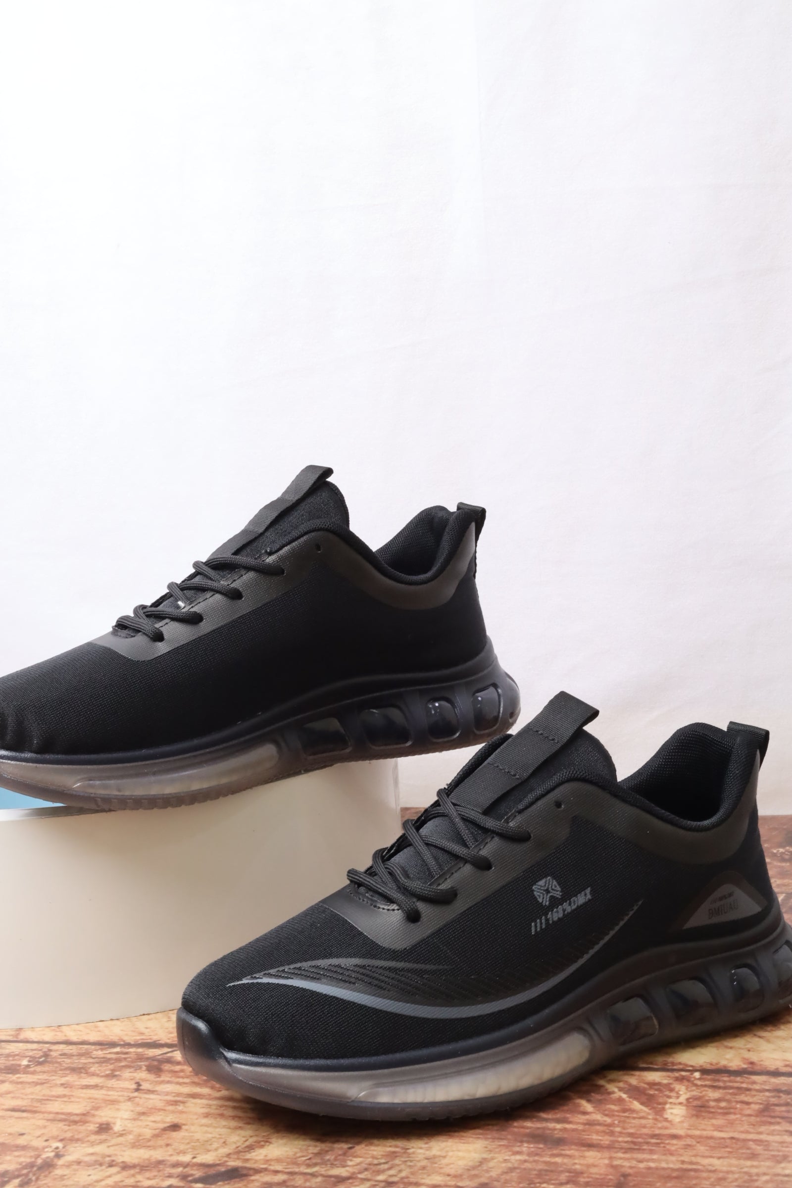 1531 حذاء رياضي رجالي