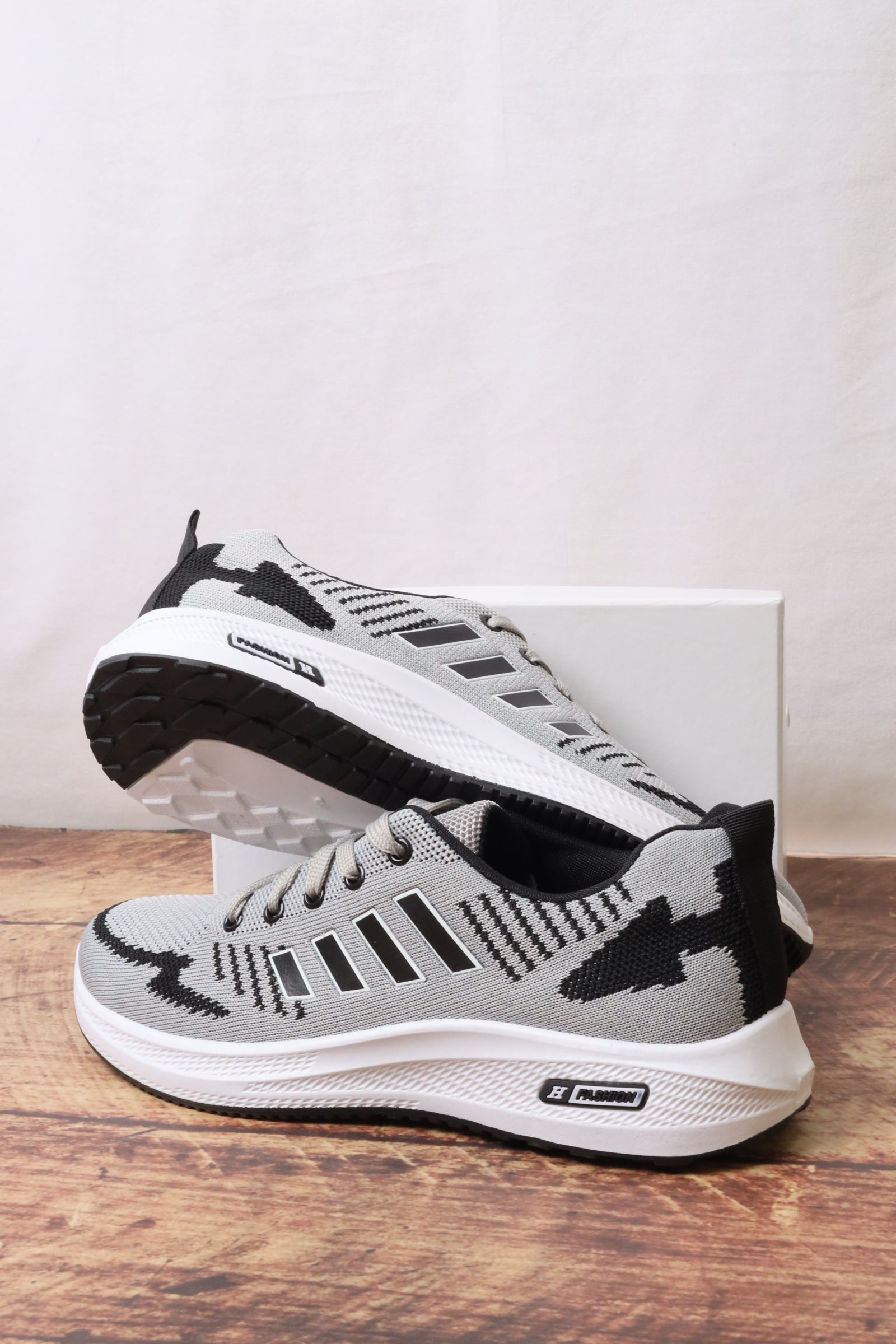 226035 حذاء رياضي رجالي