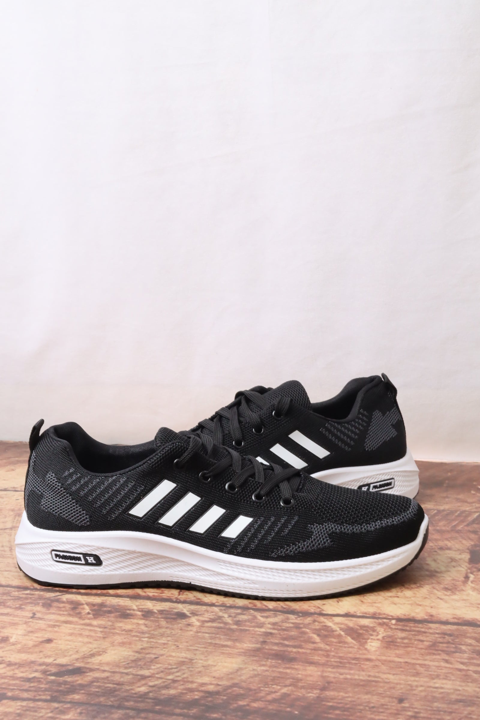 226035 حذاء رياضي رجالي