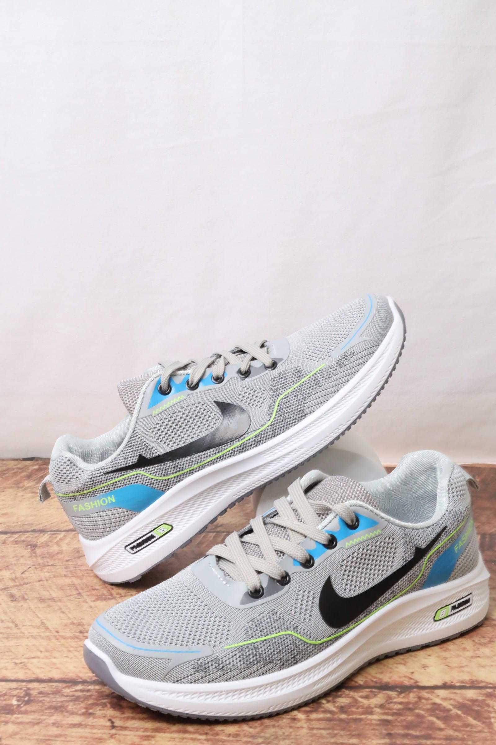 226036  حذاء رياضي رجالي