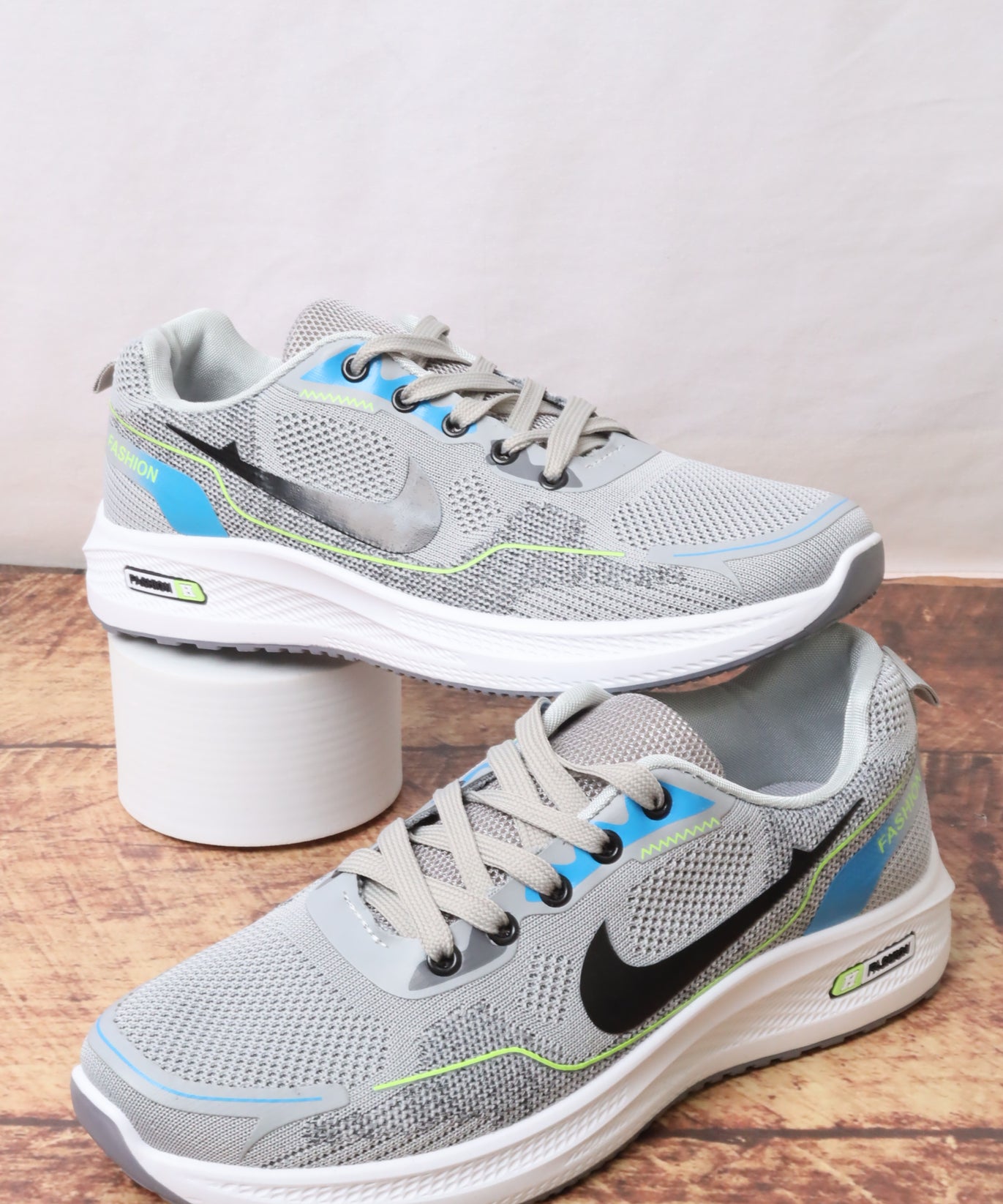 226036  حذاء رياضي رجالي