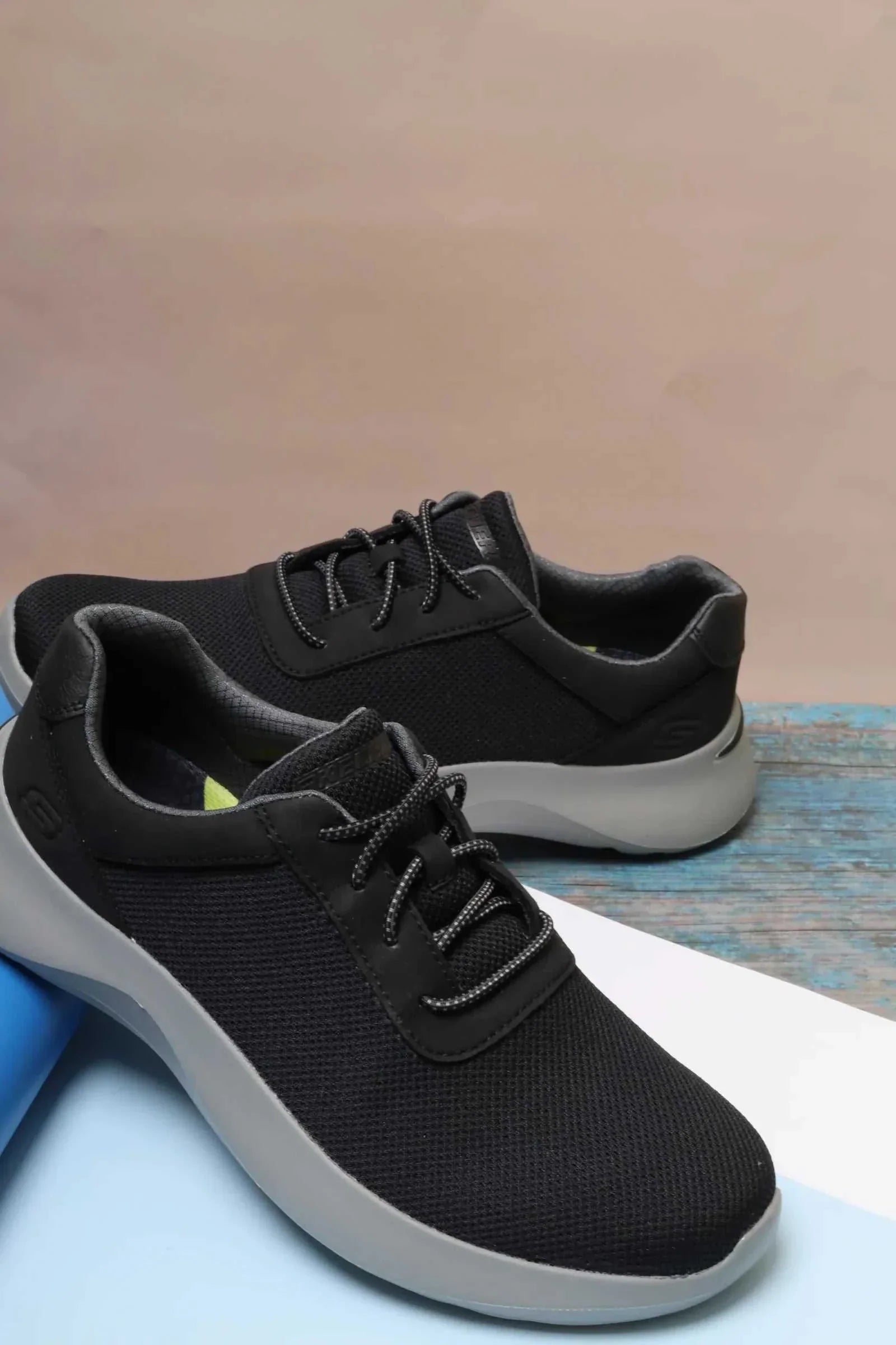 سكيتشرز رجالي مانيكس 204776