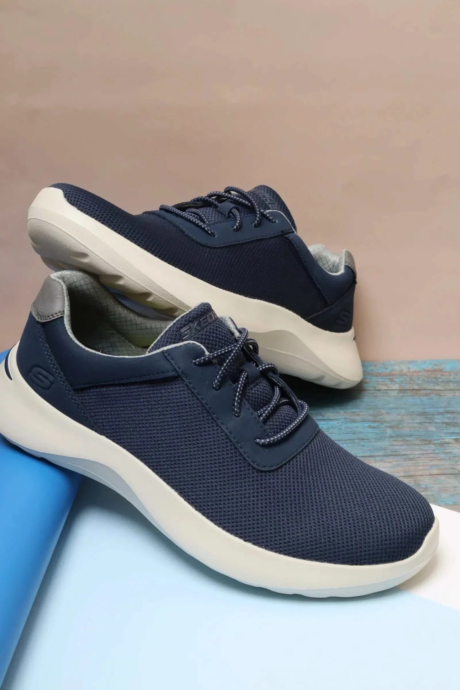 سكيتشرز رجالي مانيكس 204776