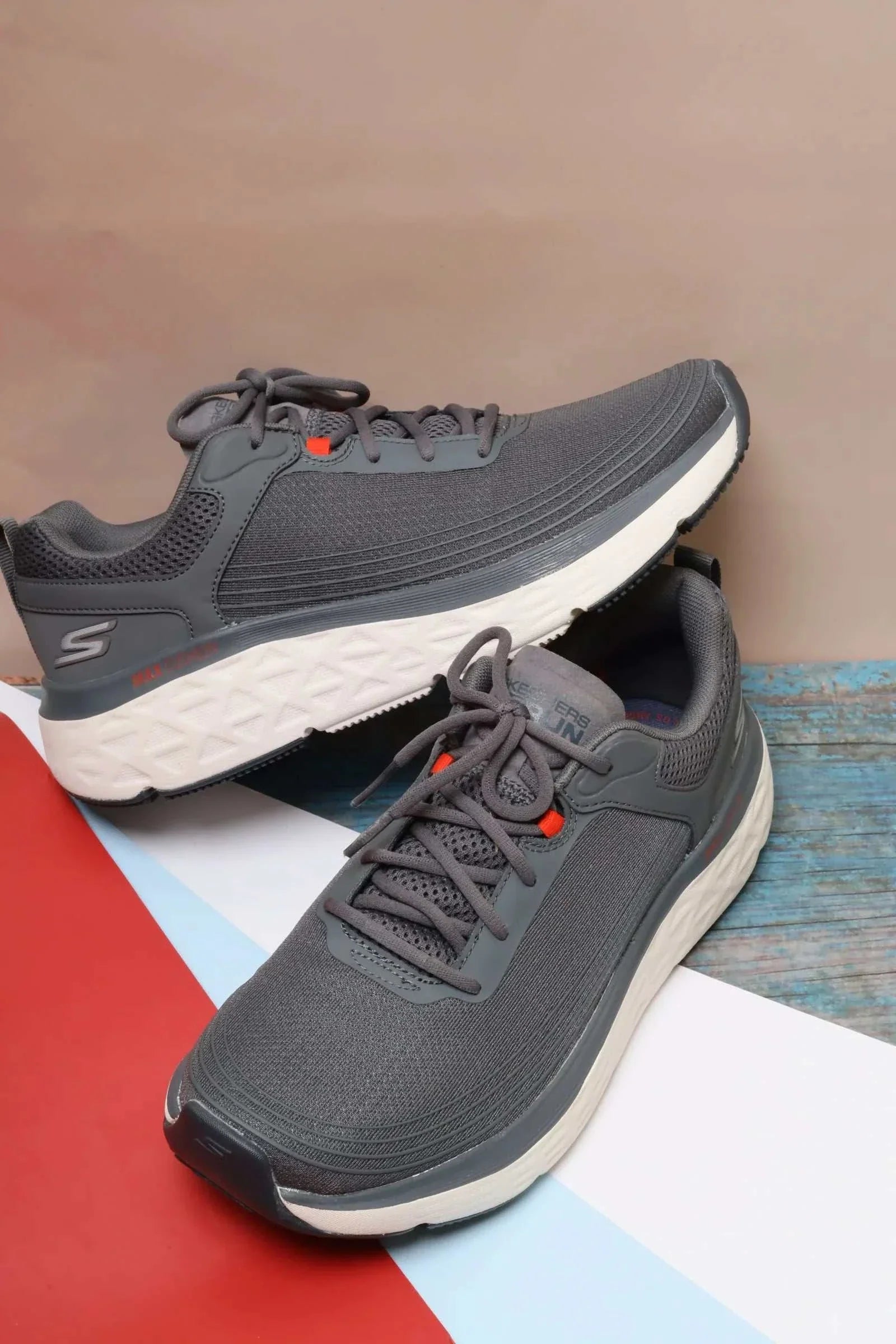 سكيتشرز رجالي ماكس كوشنينج 220340