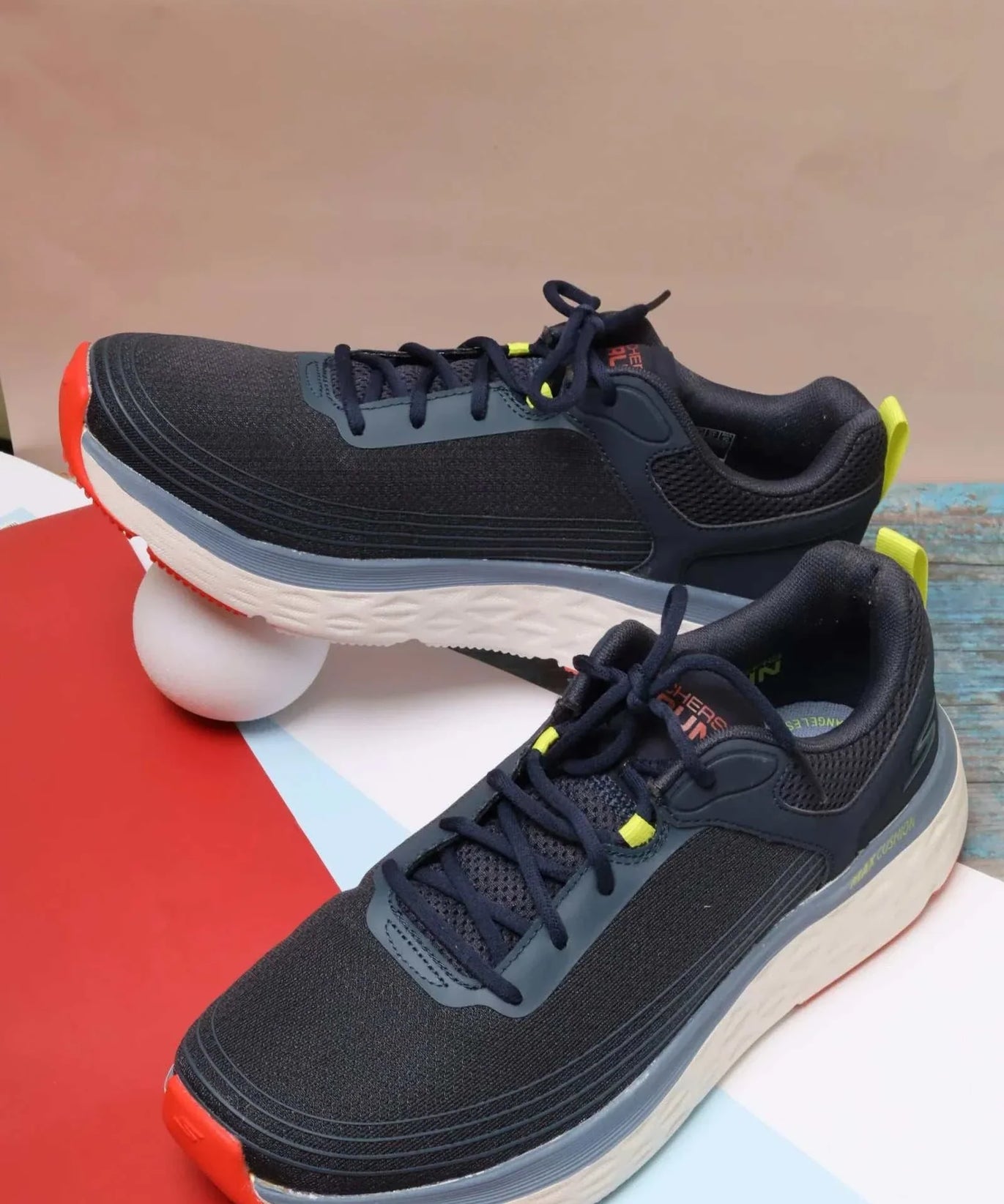 سكيتشرز رجالي ماكس كوشنينج 220340