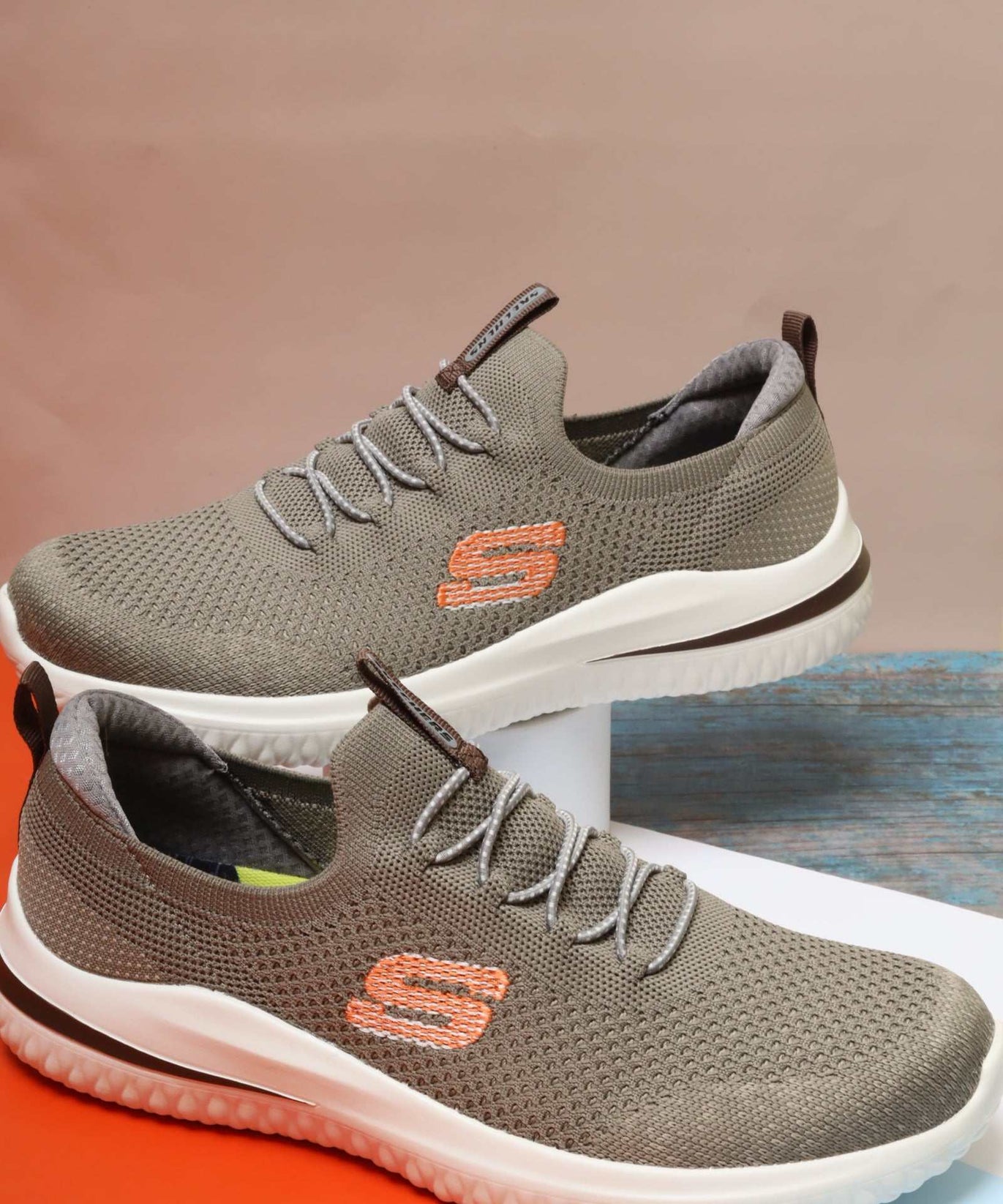 سكيتشرز رجالي ديلسون 210574