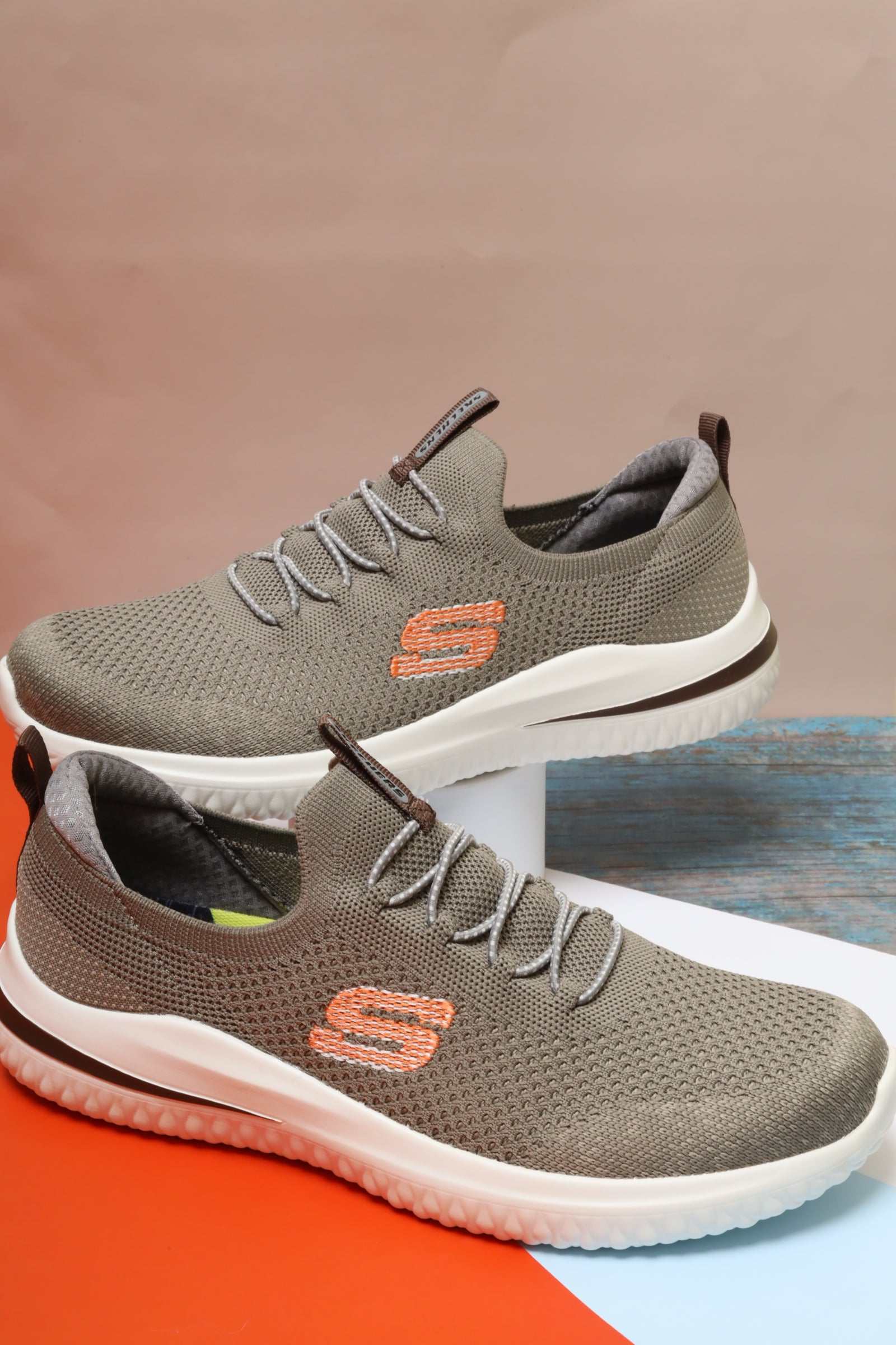 سكيتشرز رجالي ديلسون 210574