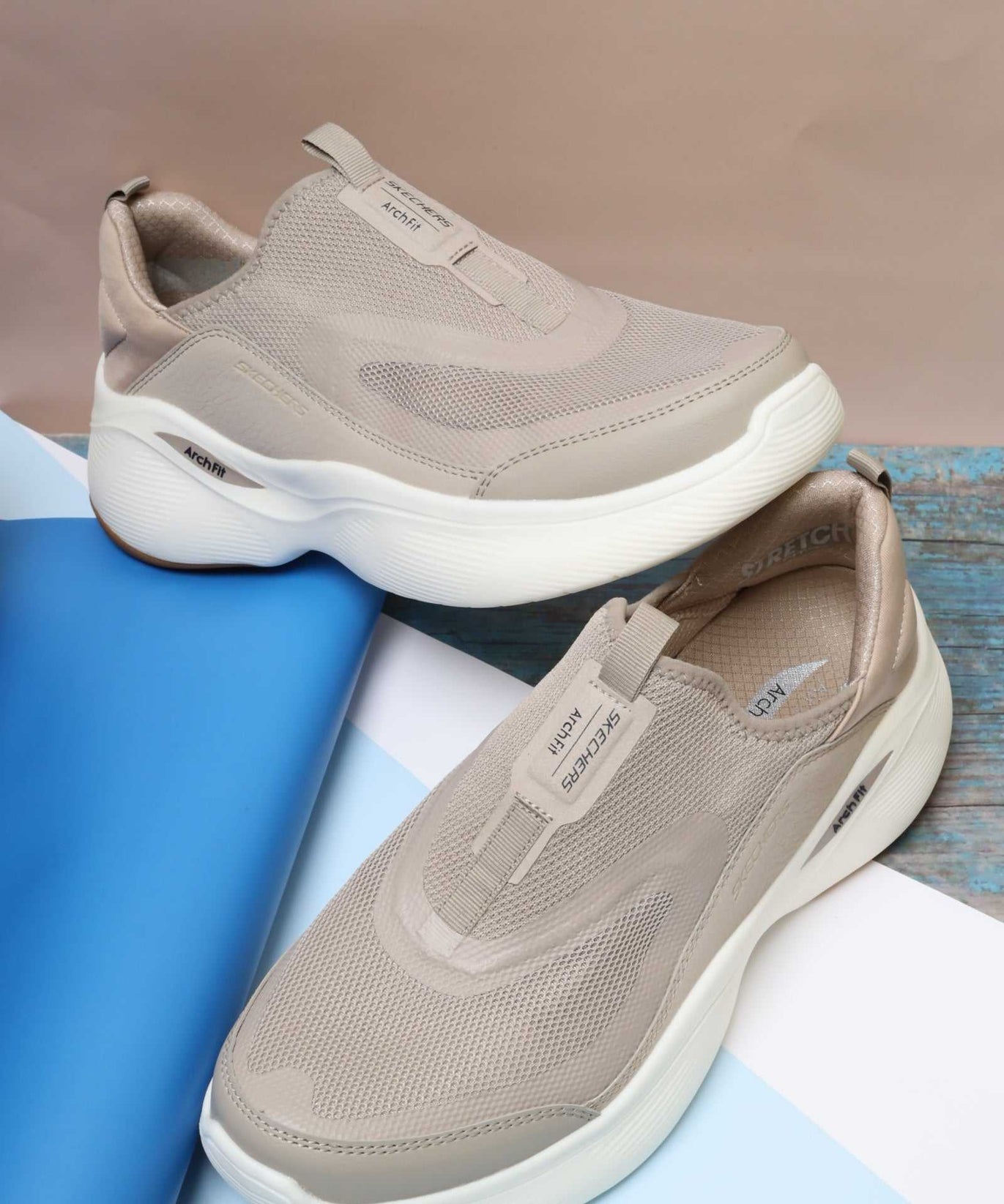 سكيتشرز رجالي آرتش فيت إنفينيتي 232609