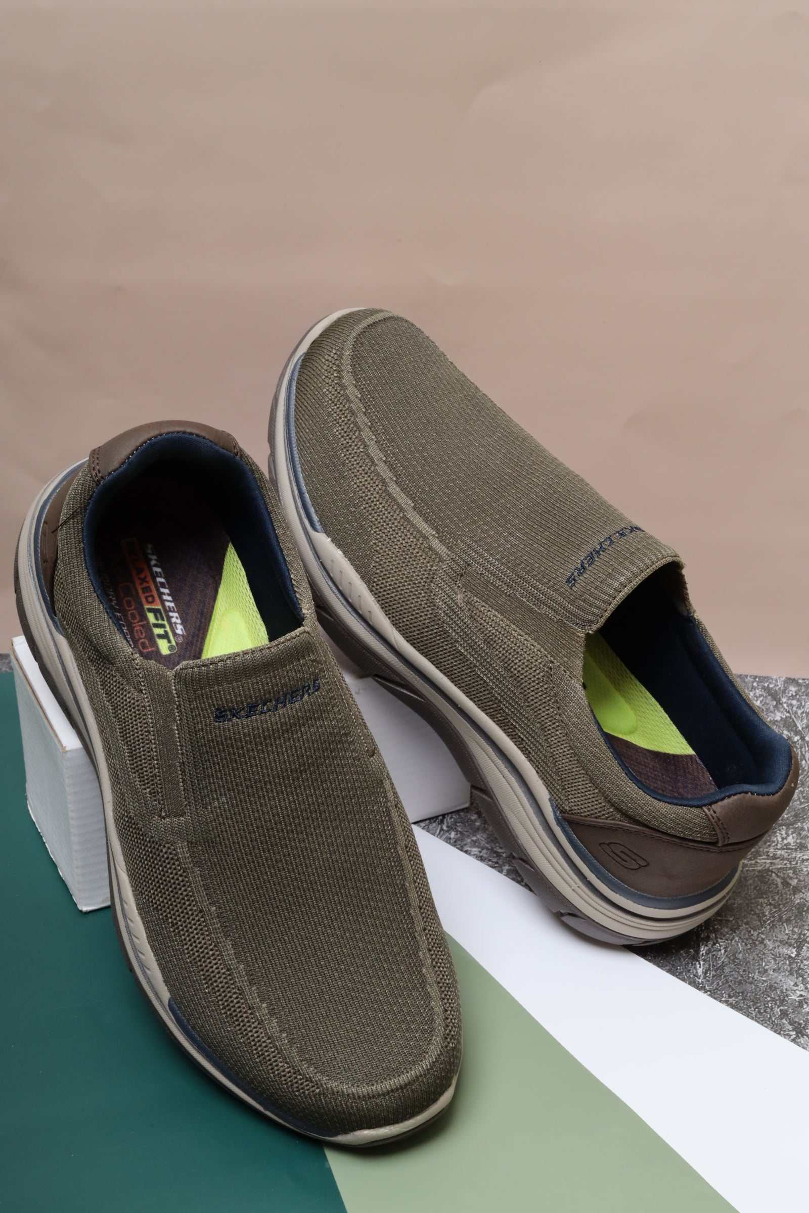 سكيتشرز رجالي إكسبيكتد 204478