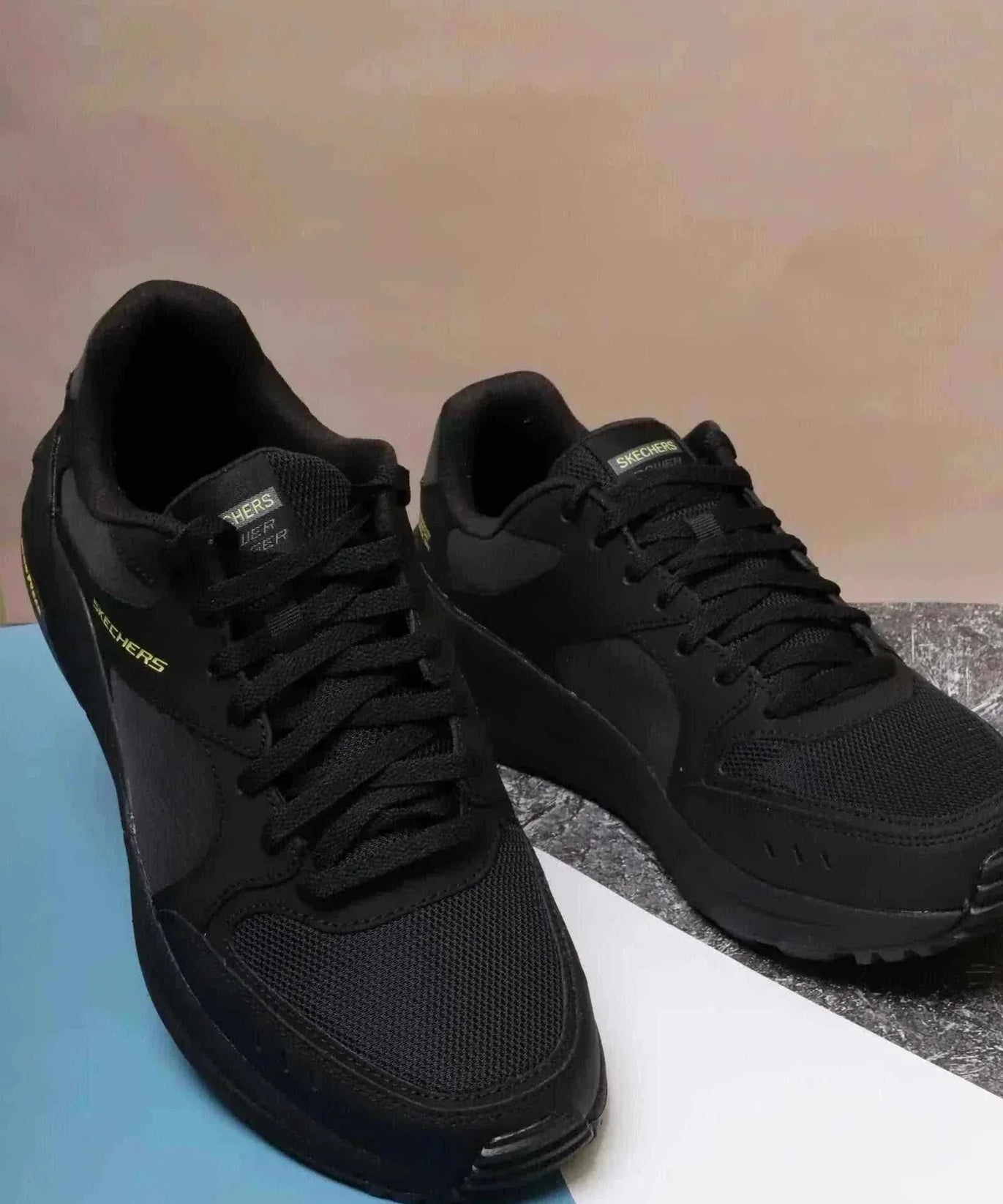 سكيتشرز رجالي جلوبل جوجر 237206