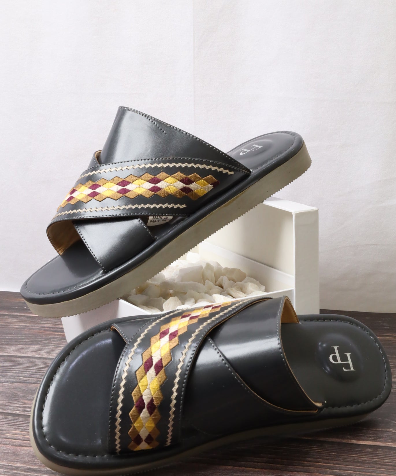 صندل رجالي 454