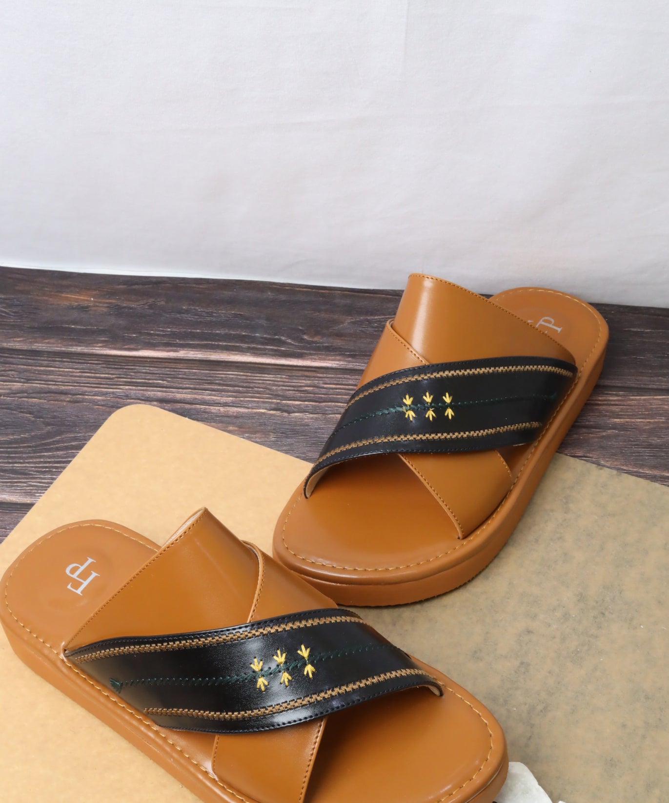 صندل رجالي 466