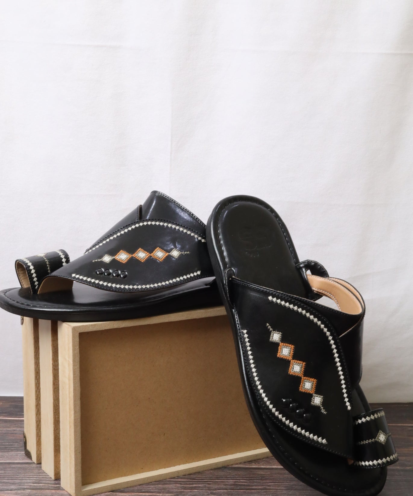 703 شرقي رجالي