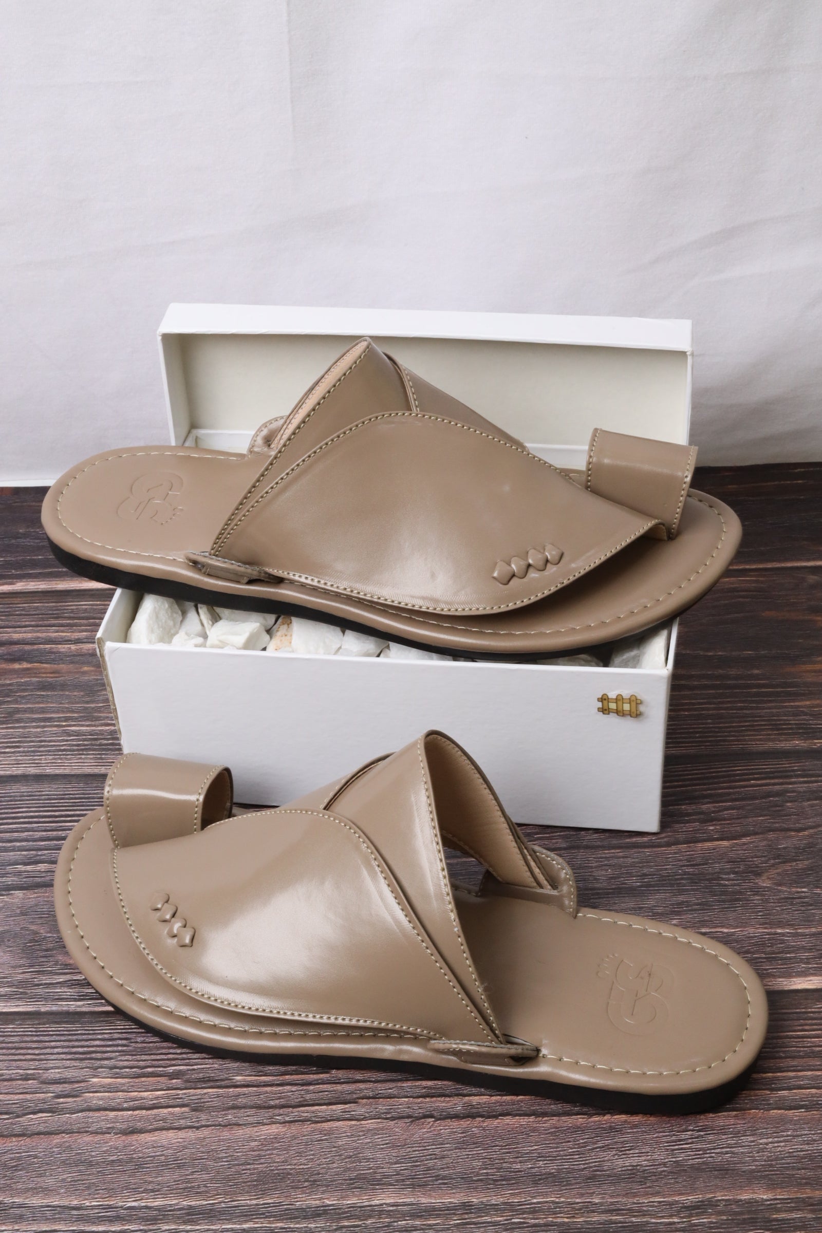 Oriental Men's 707