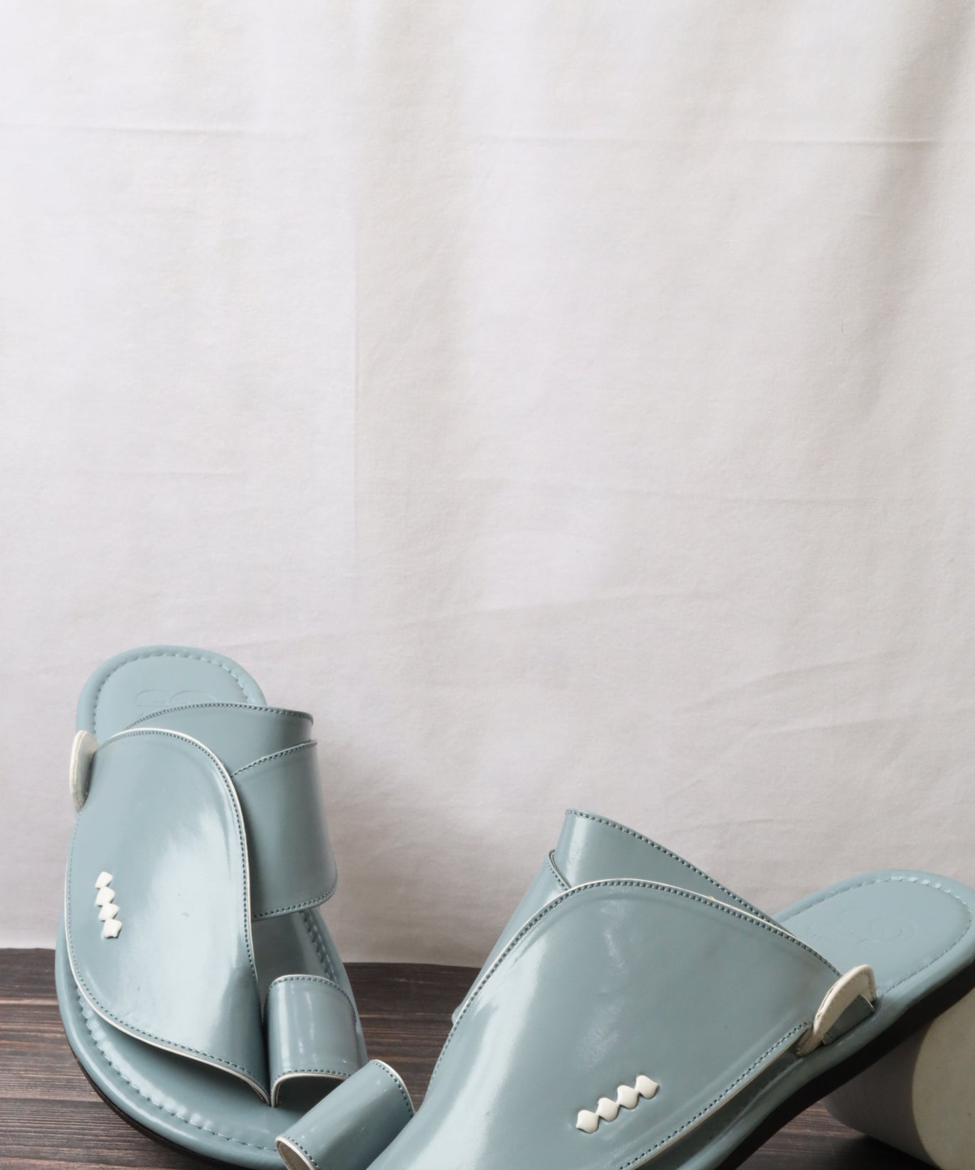 شرقي رجالي 705