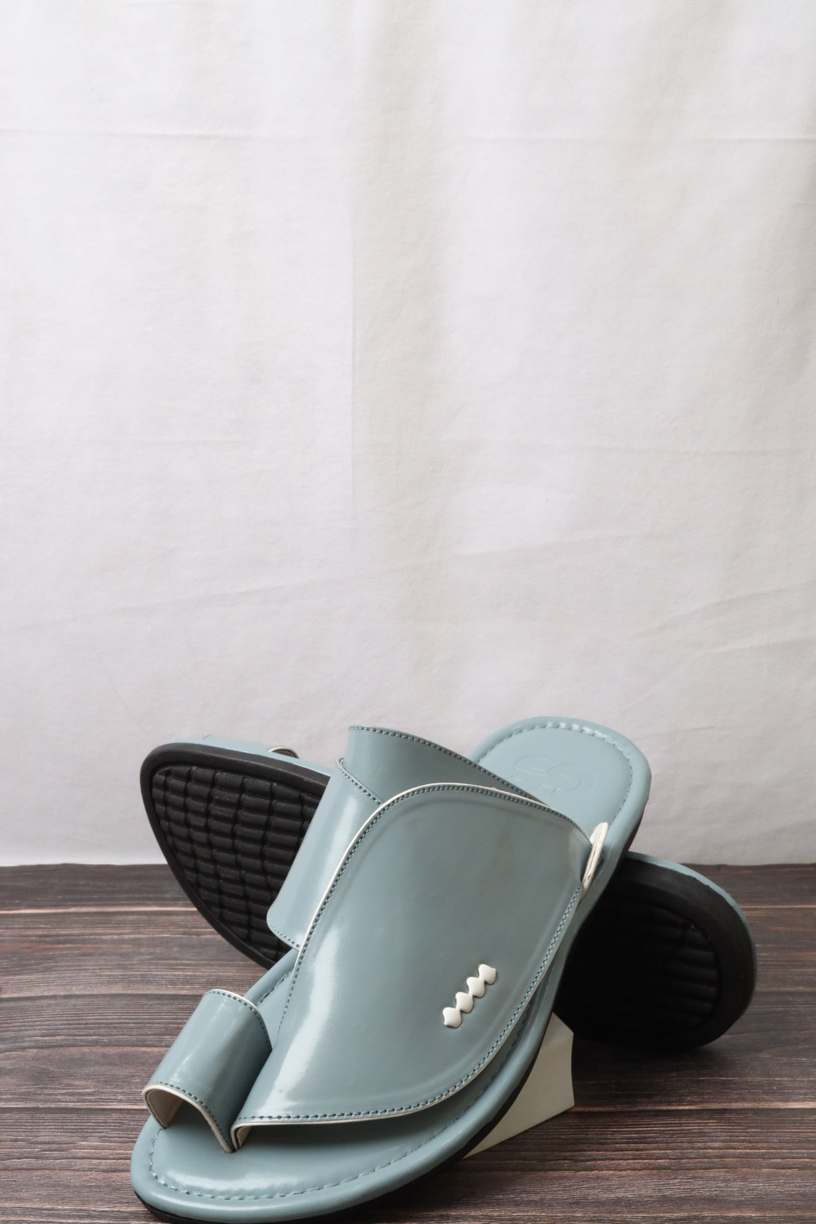 شرقي رجالي 705