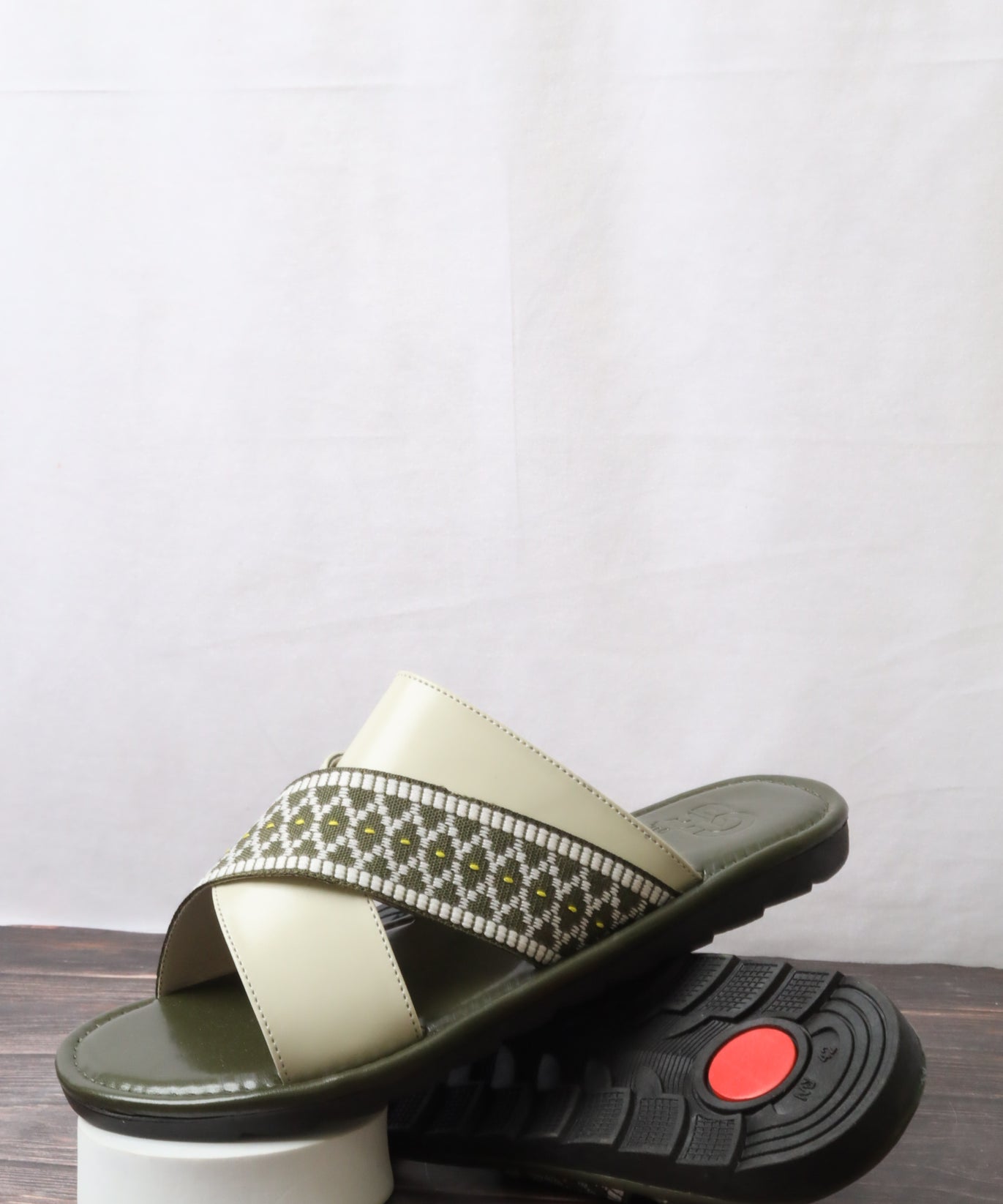 صندل رجالي 897