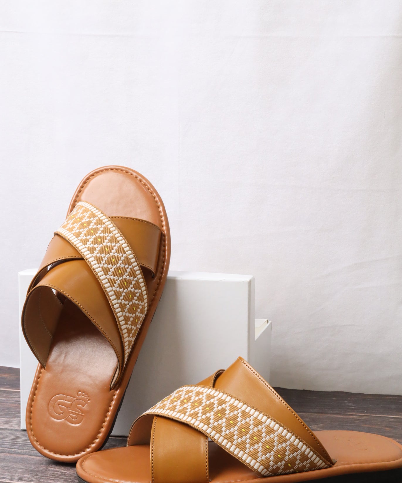 صندل رجالي 897