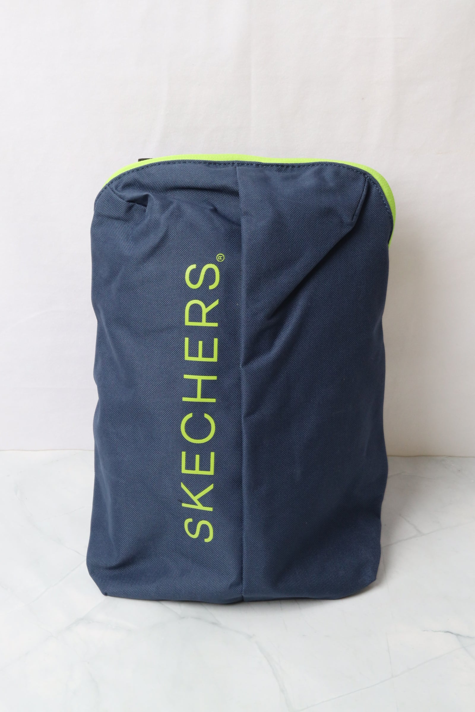 حقيبة سكيتشرز