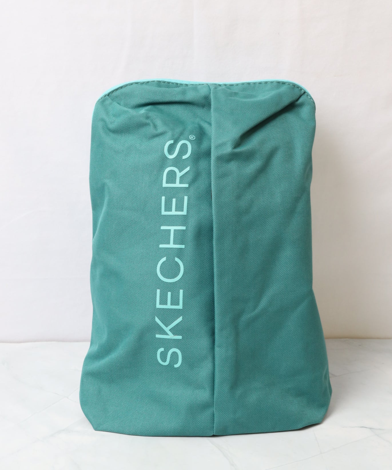 حقيبة سكيتشرز