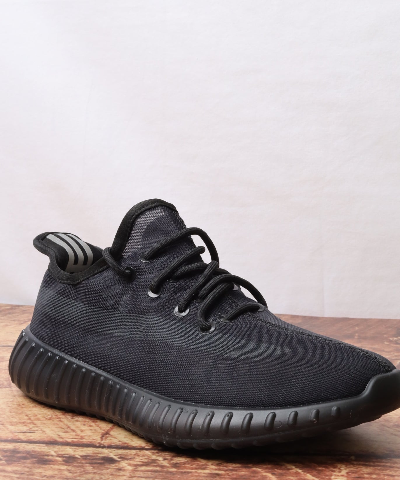 حذاء رياضي رجالي 16101