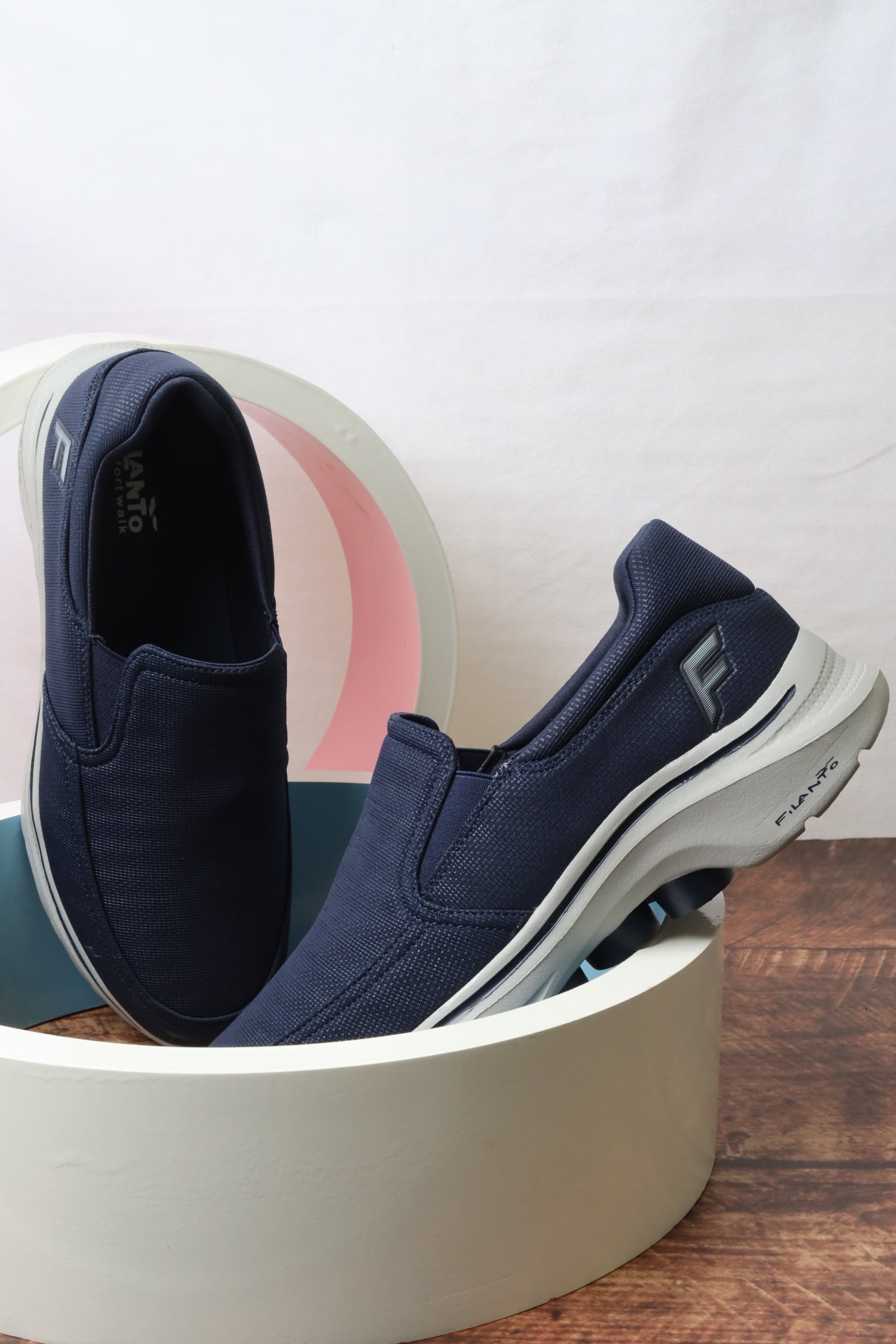 حذاء رياضي رجالي 16602