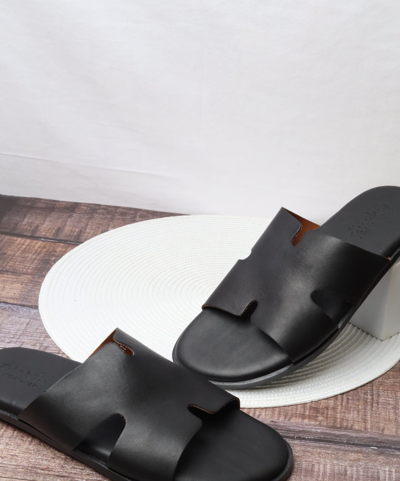 Italian sandal 1231043