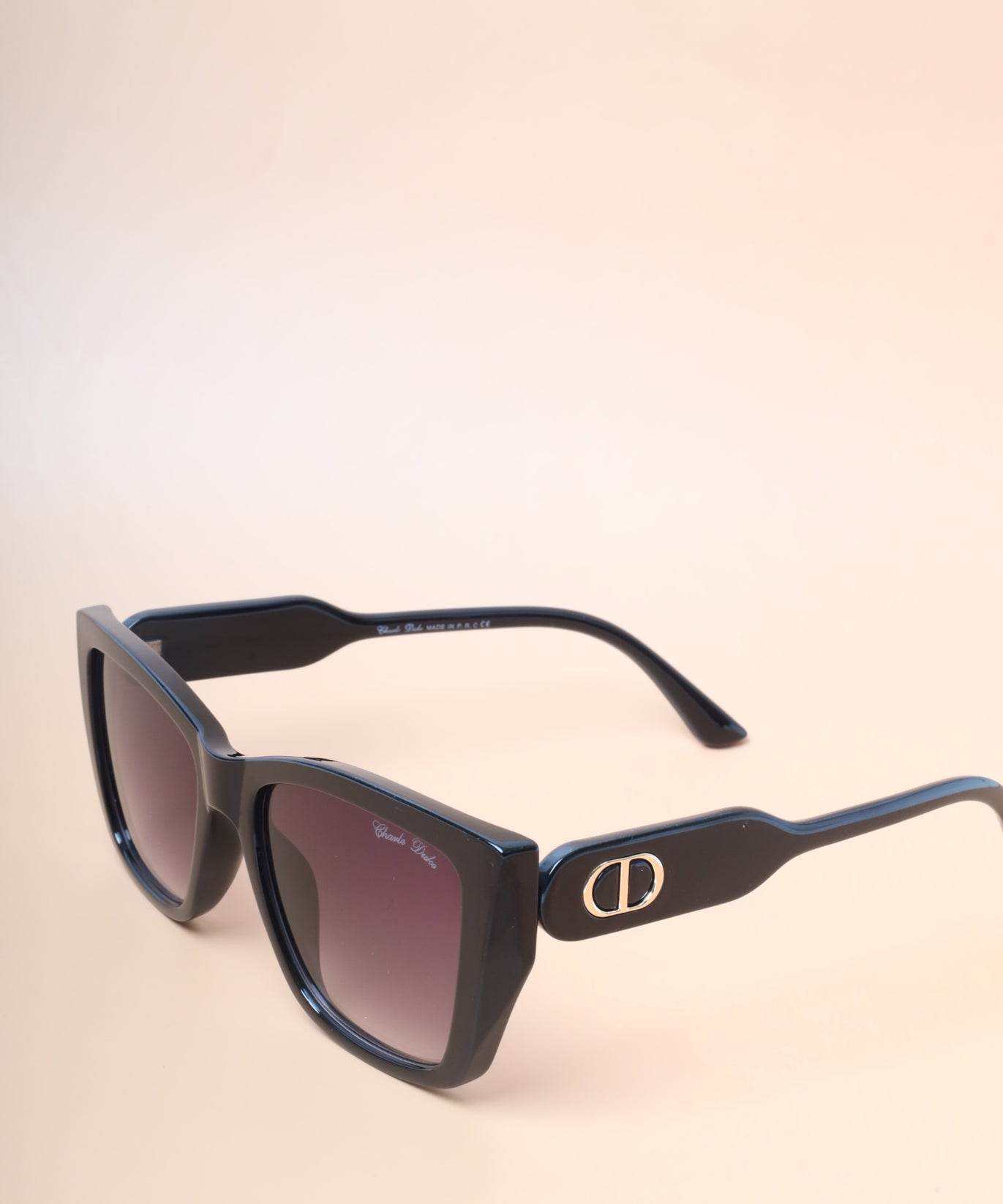 نظارات نسائية 909