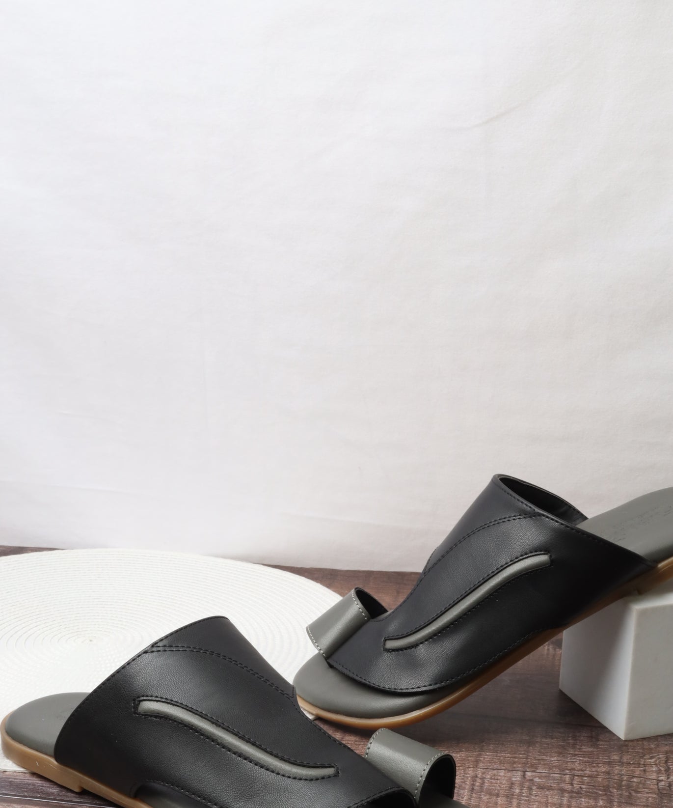 صندل ايطالي 1231077