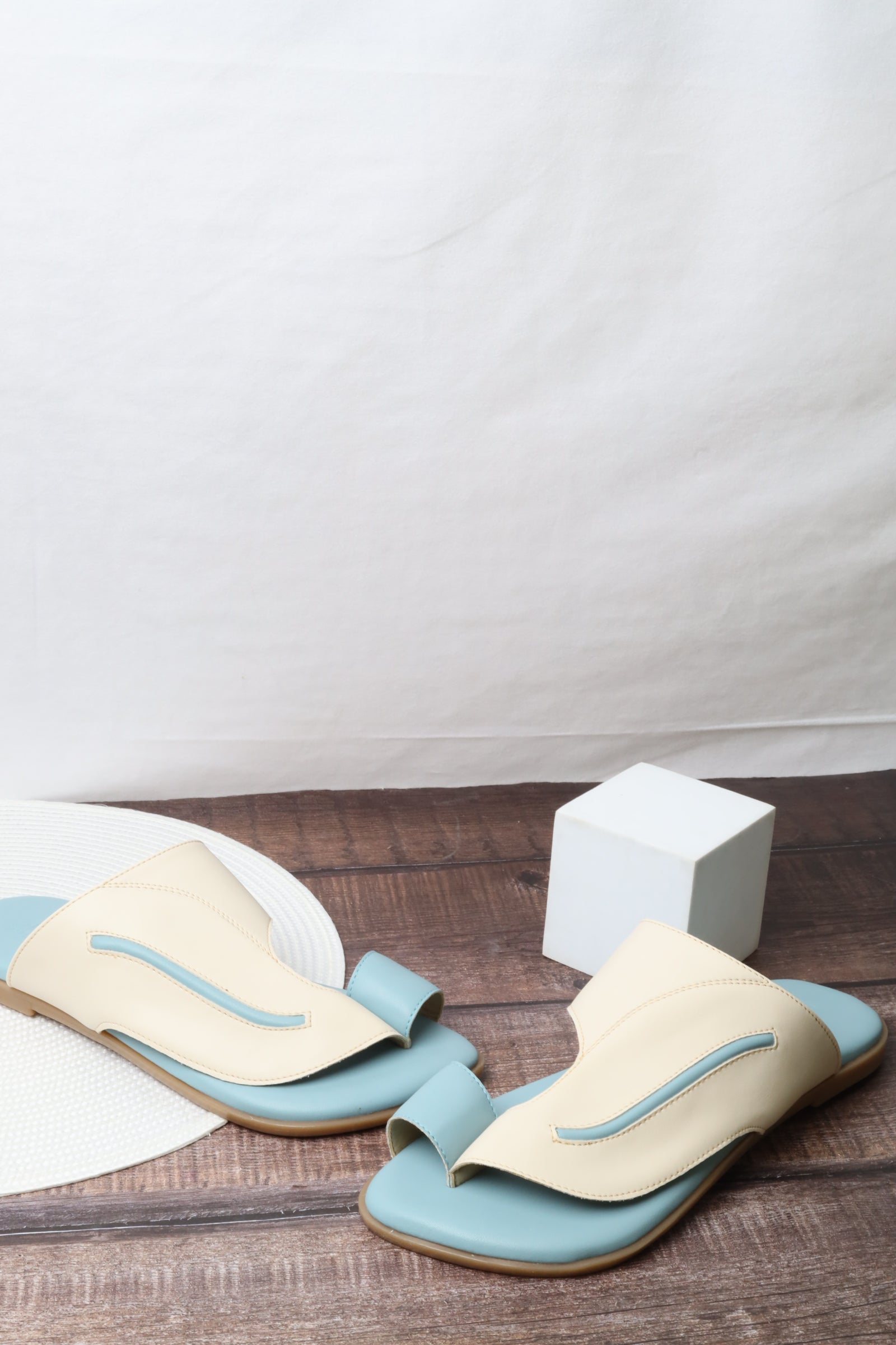 صندل ايطالي 1231077